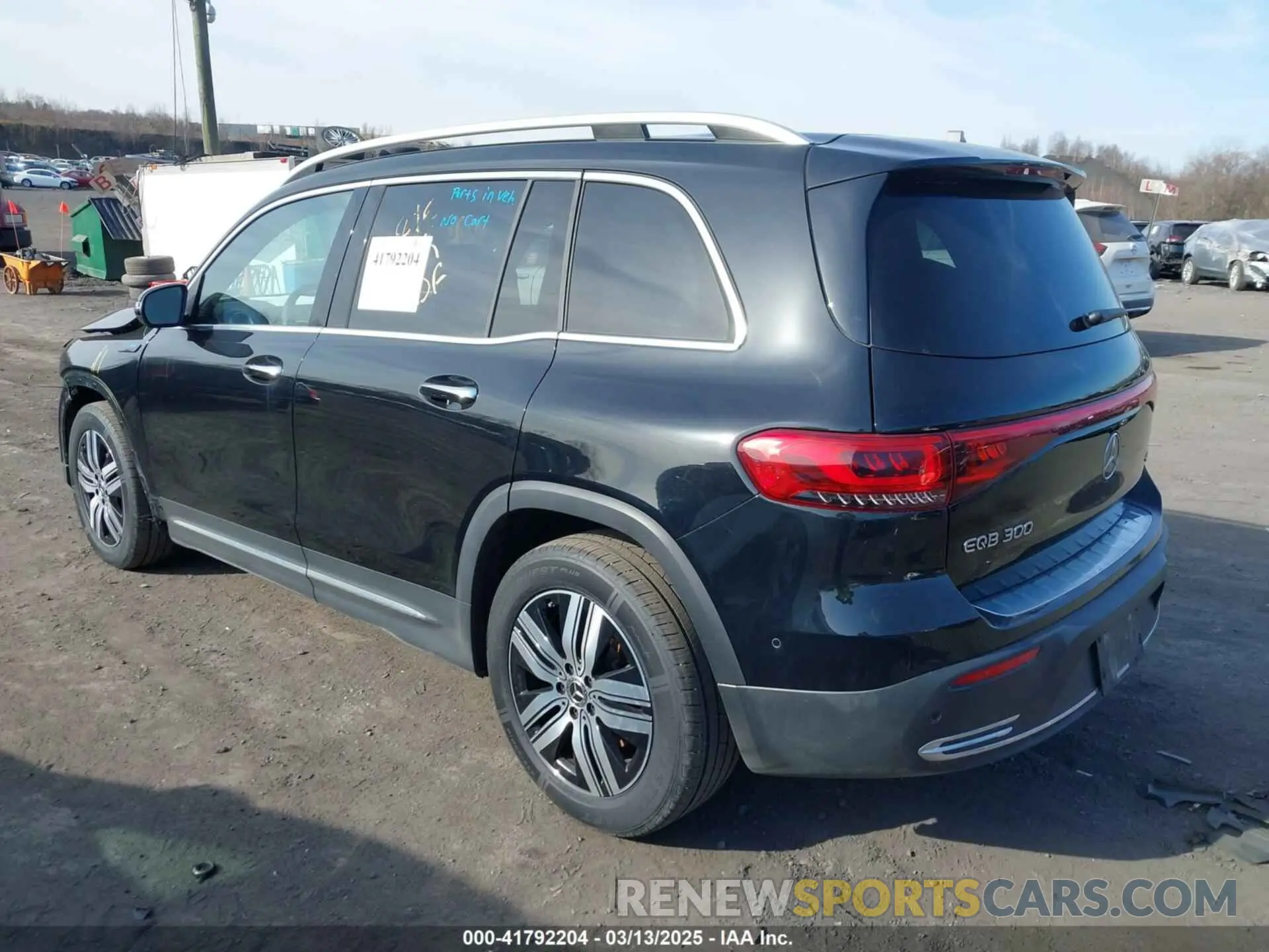 3 Photograph of a damaged car W1N9M0KB0NN012386 MERCEDES-BENZ EQB 300 SUV 2022