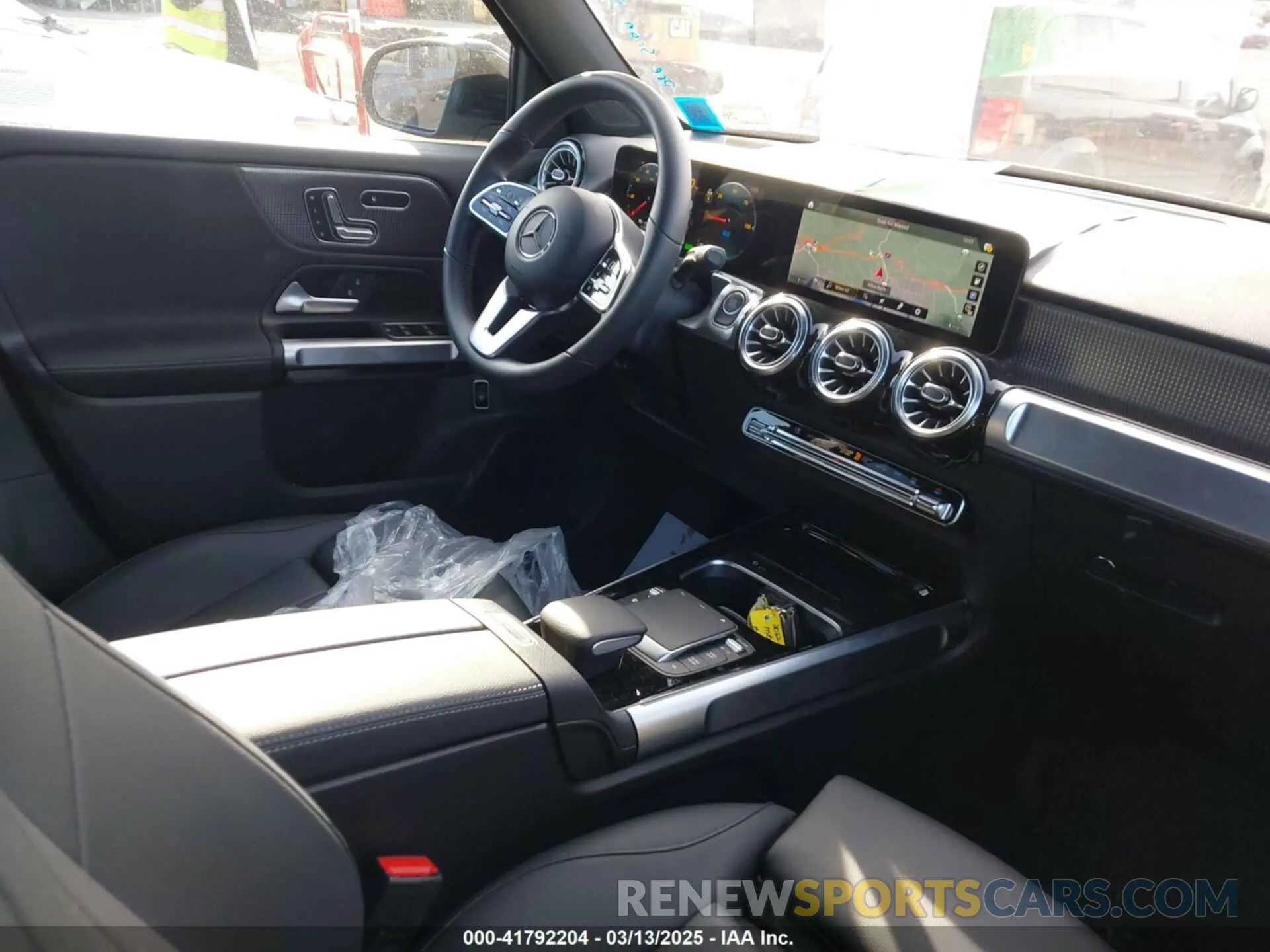 5 Photograph of a damaged car W1N9M0KB0NN012386 MERCEDES-BENZ EQB 300 SUV 2022