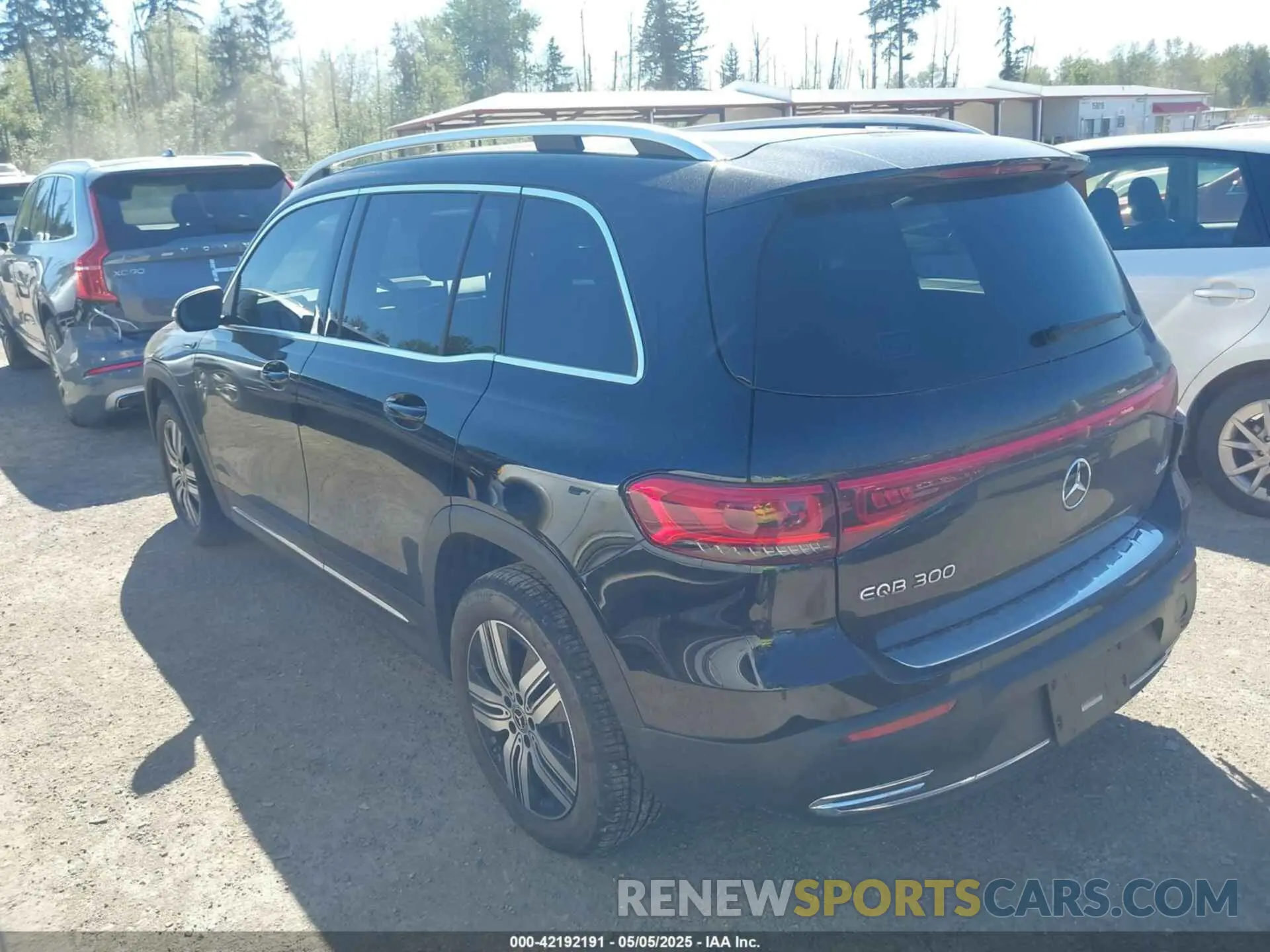 3 Photograph of a damaged car W1N9M0KBXNN012265 MERCEDES-BENZ EQB 300 SUV 2022