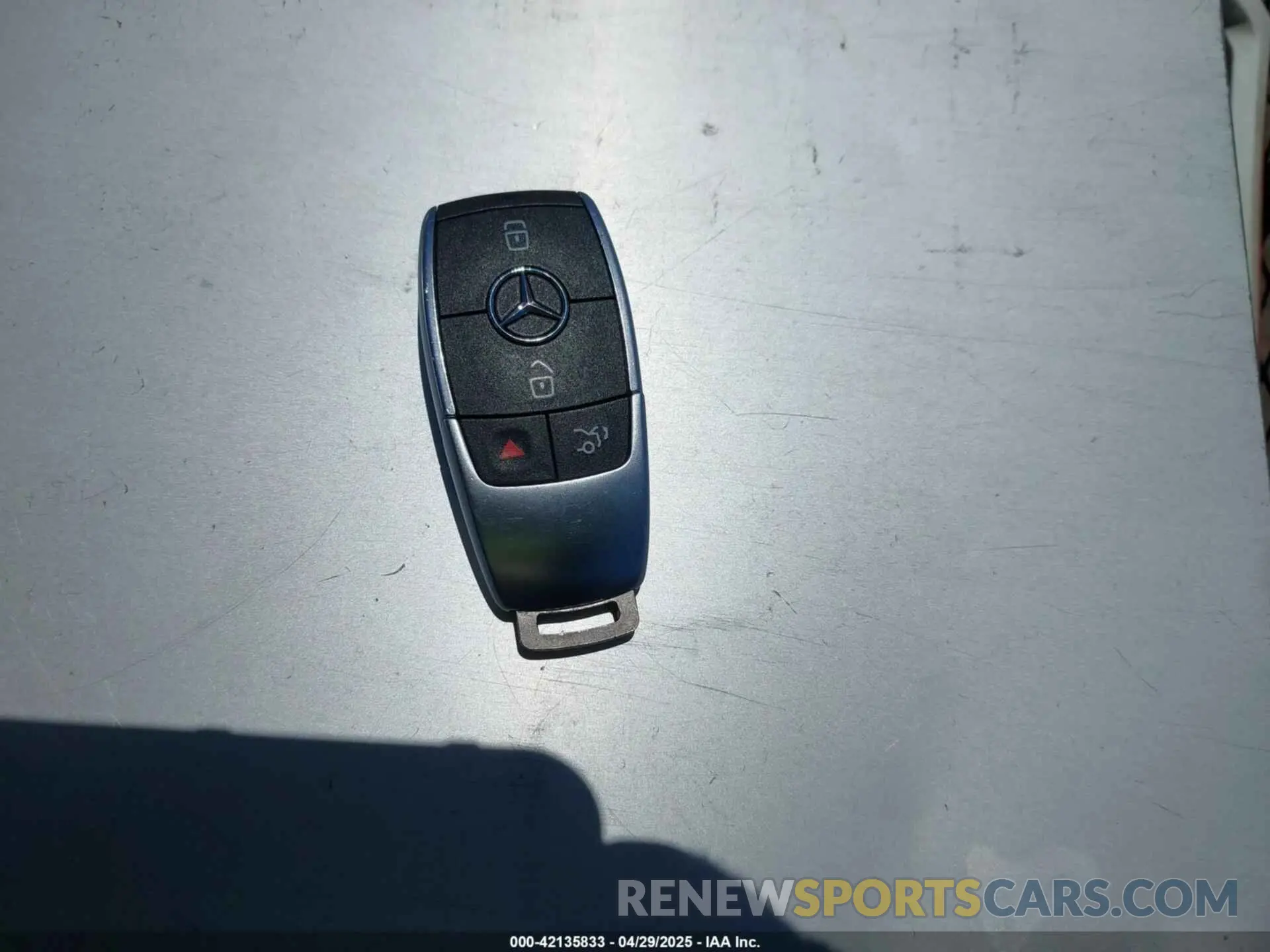 11 Photograph of a damaged car W1N9M0KB0PN059498 MERCEDES-BENZ EQB 300 SUV 2023