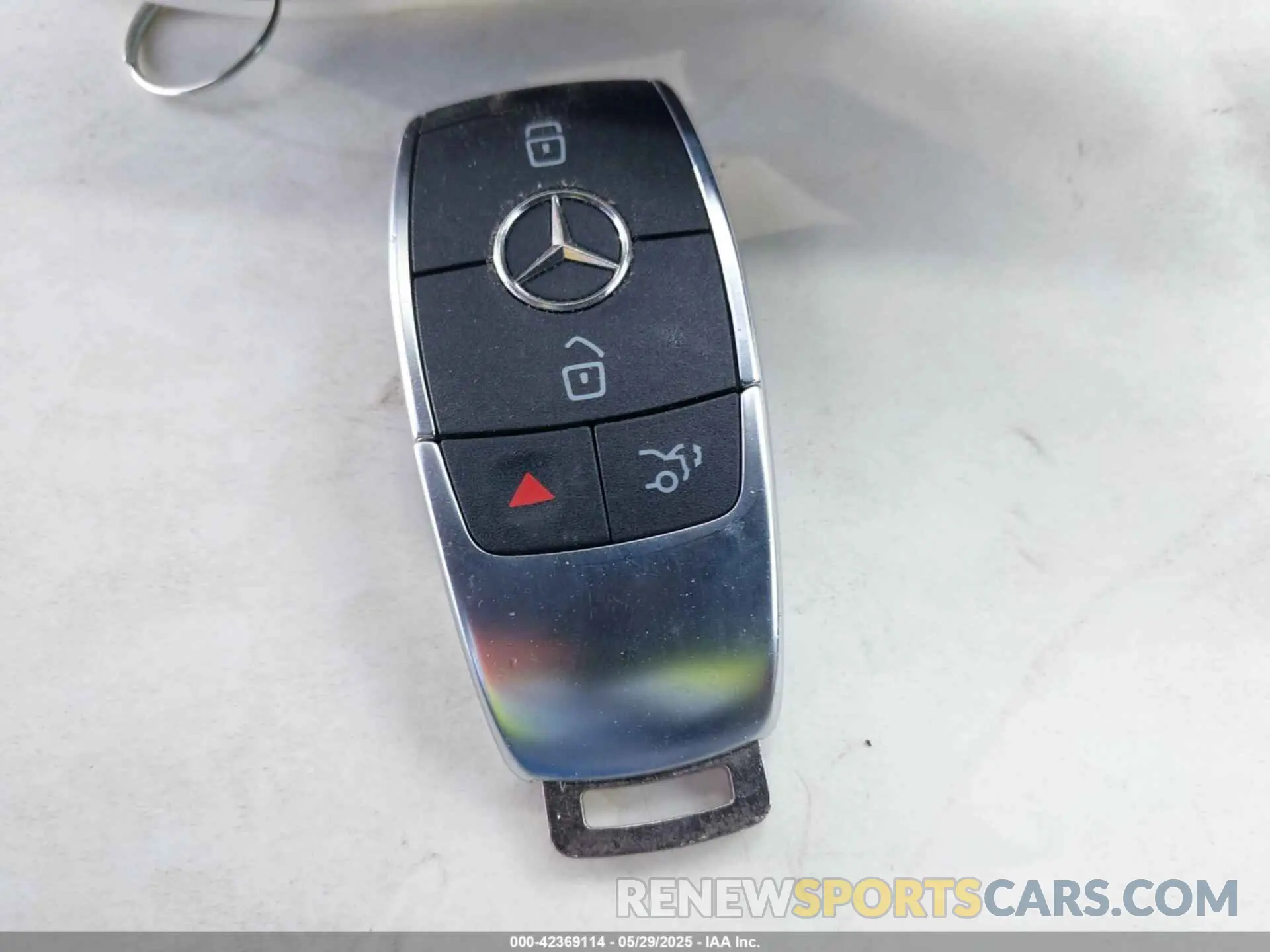 11 Photograph of a damaged car W1N9M0KB3PN034322 MERCEDES-BENZ EQB 300 SUV 2023