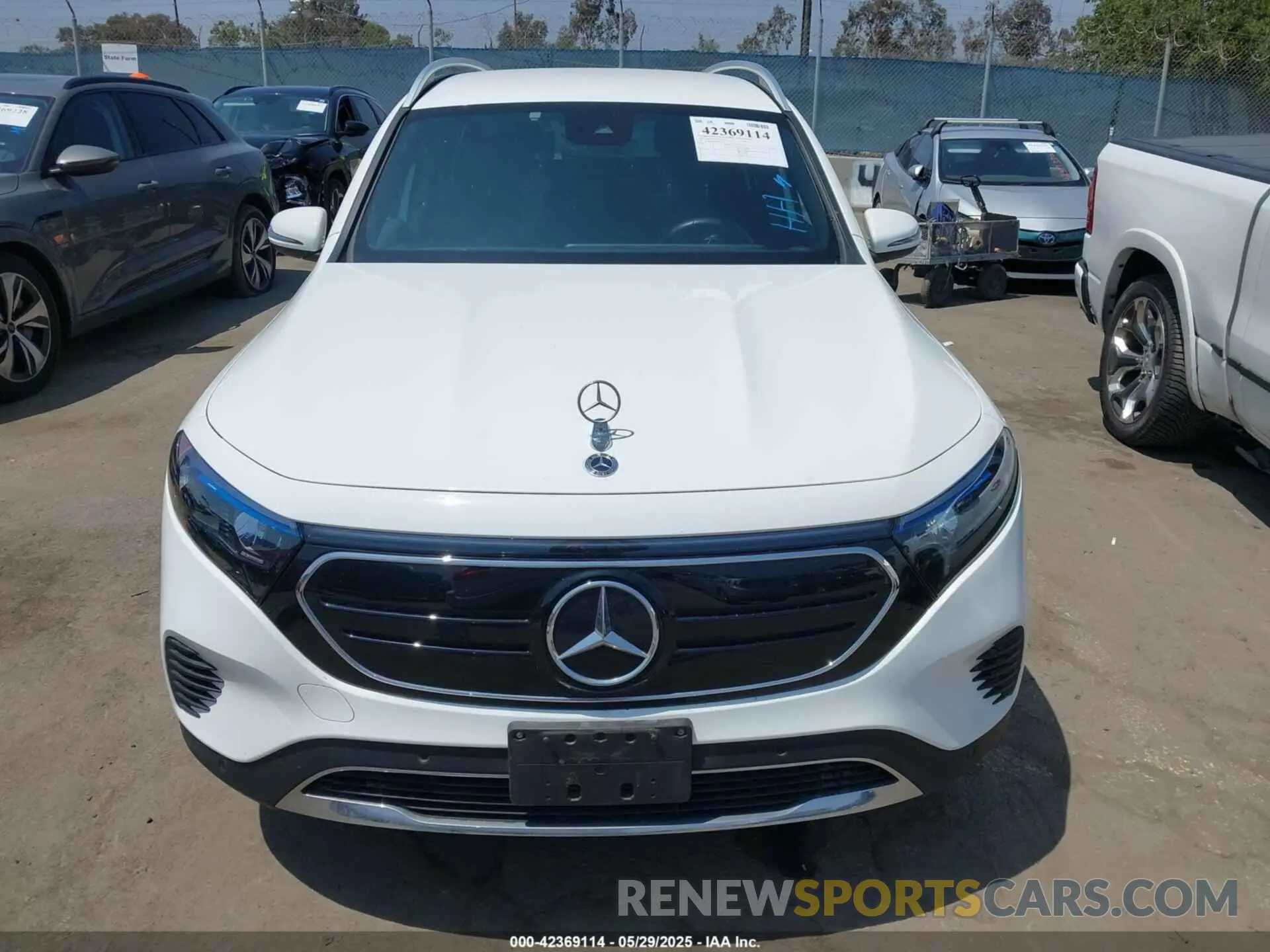12 Photograph of a damaged car W1N9M0KB3PN034322 MERCEDES-BENZ EQB 300 SUV 2023