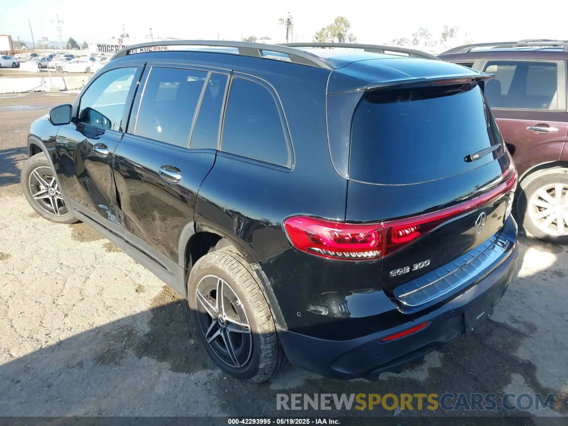 3 Photograph of a damaged car W1N9M0KB3PN074853 MERCEDES-BENZ EQB 300 SUV 2023