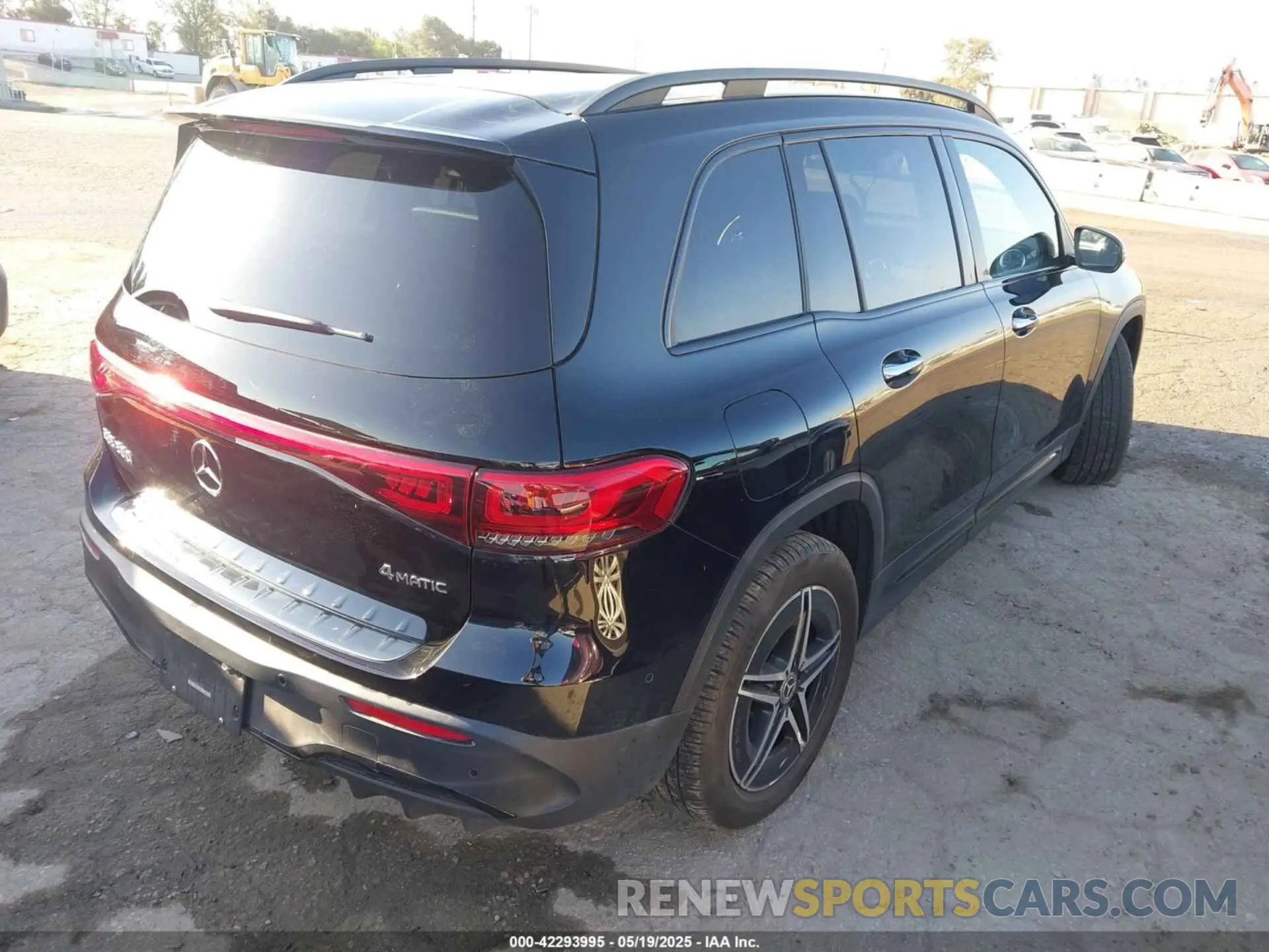 4 Photograph of a damaged car W1N9M0KB3PN074853 MERCEDES-BENZ EQB 300 SUV 2023