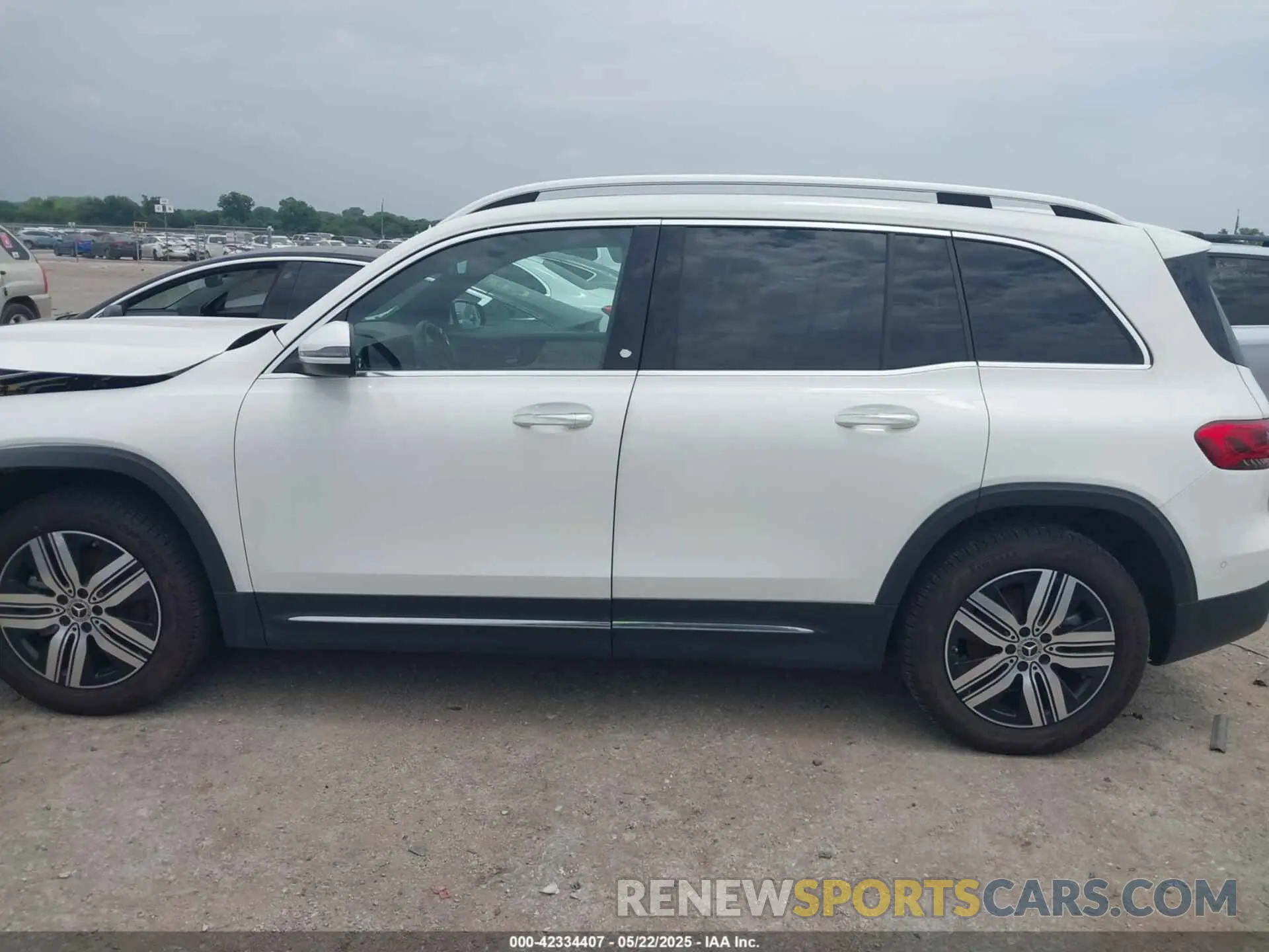 14 Photograph of a damaged car W1N9M0KB5PN061585 MERCEDES-BENZ EQB 300 SUV 2023