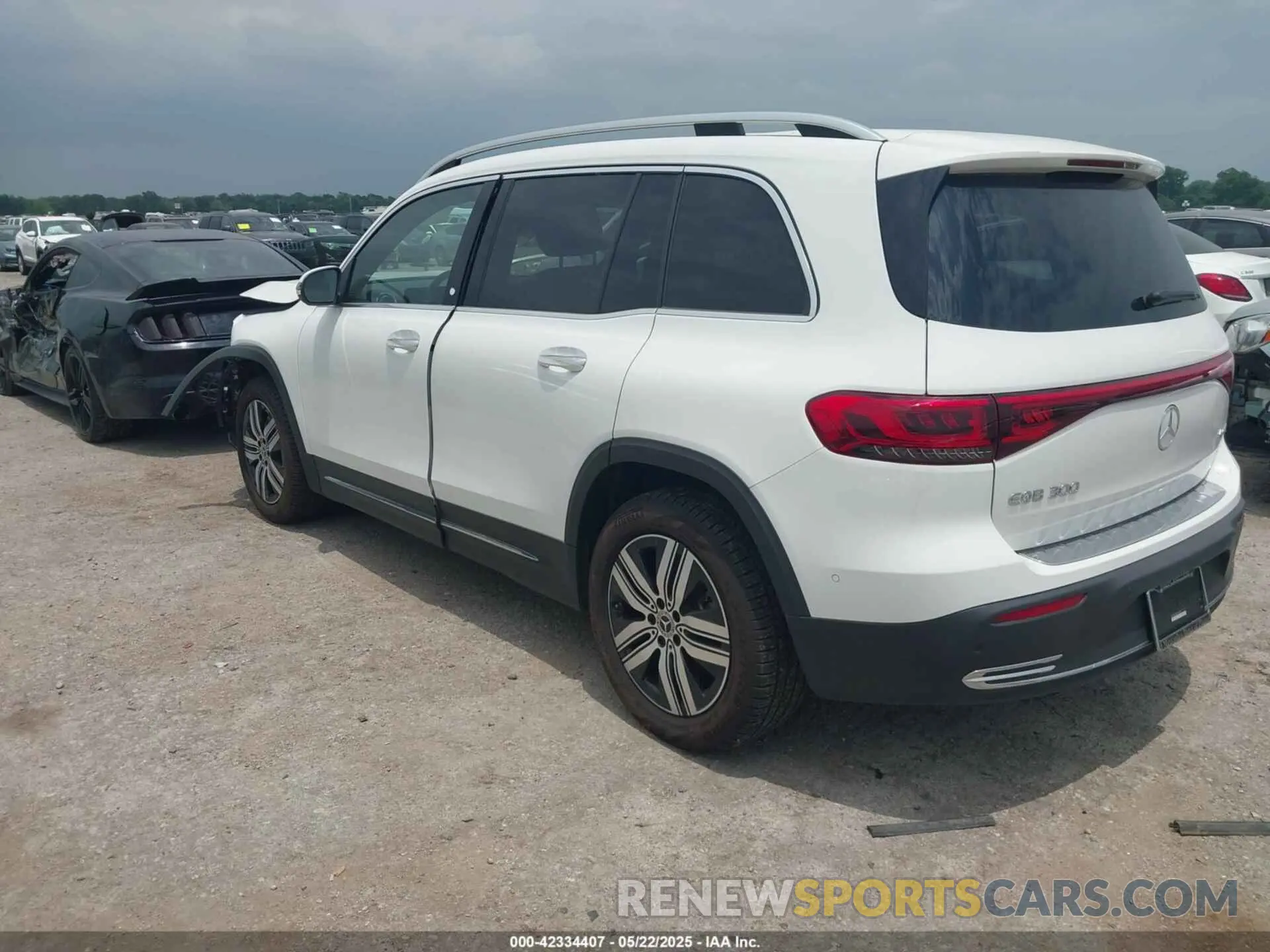 3 Photograph of a damaged car W1N9M0KB5PN061585 MERCEDES-BENZ EQB 300 SUV 2023