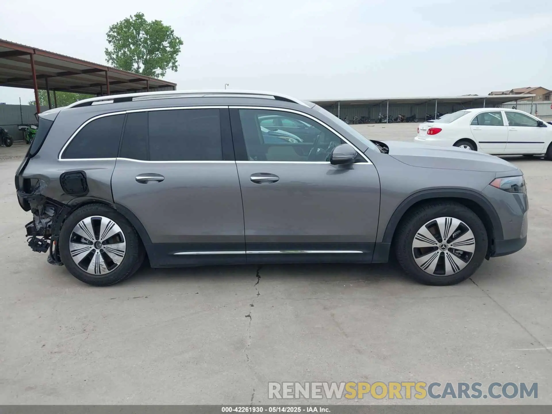 14 Photograph of a damaged car W1N9M0KBXRN079941 MERCEDES-BENZ EQB 300 SUV 2024