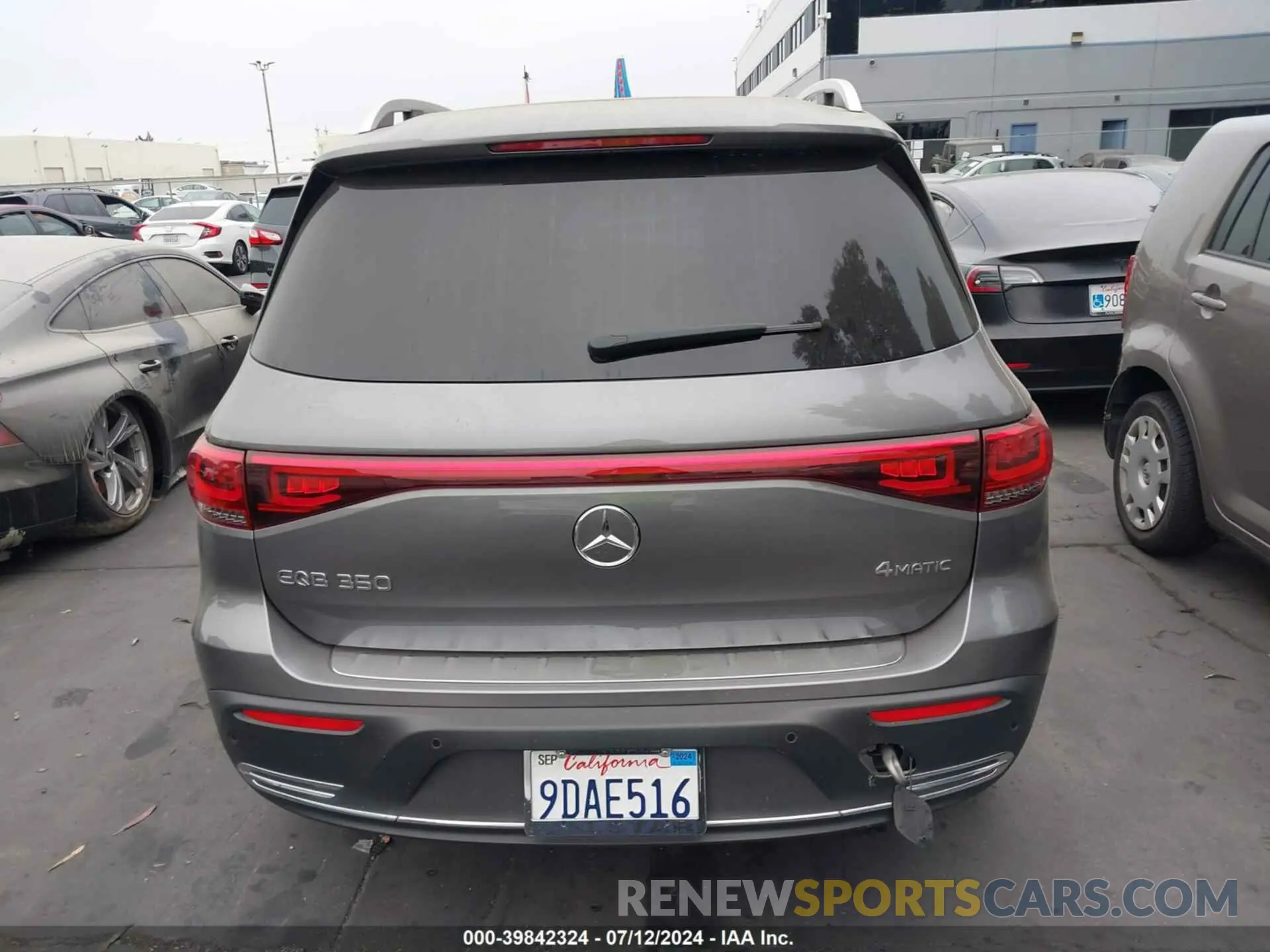 17 Photograph of a damaged car W1N9M1DB4NN007002 MERCEDES-BENZ EQB 350 SUV 2022