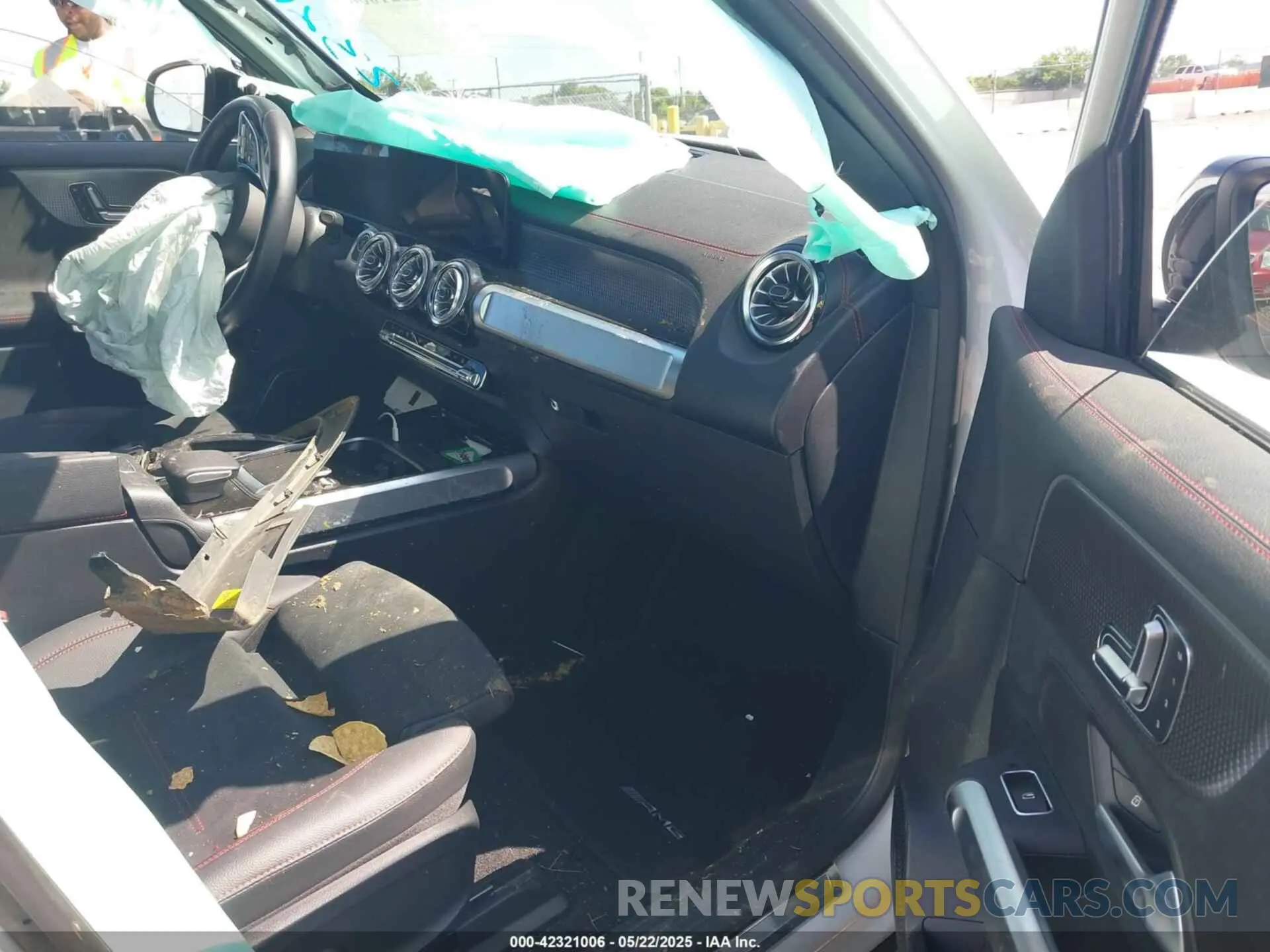 5 Photograph of a damaged car W1N9M1DB8PN064175 MERCEDES-BENZ EQB 350 SUV 2023