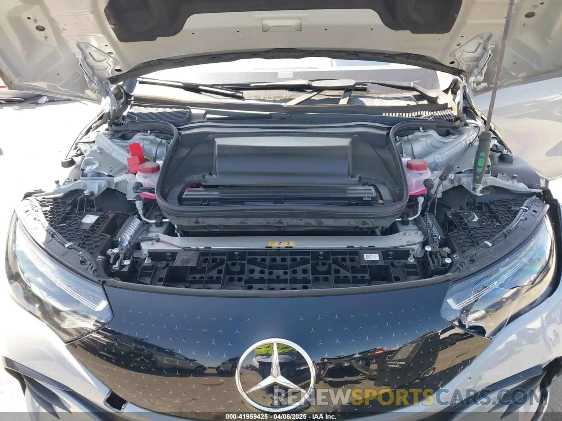10 Photograph of a damaged car W1KEG2BB6PF014607 MERCEDES-BENZ EQE 350 2023