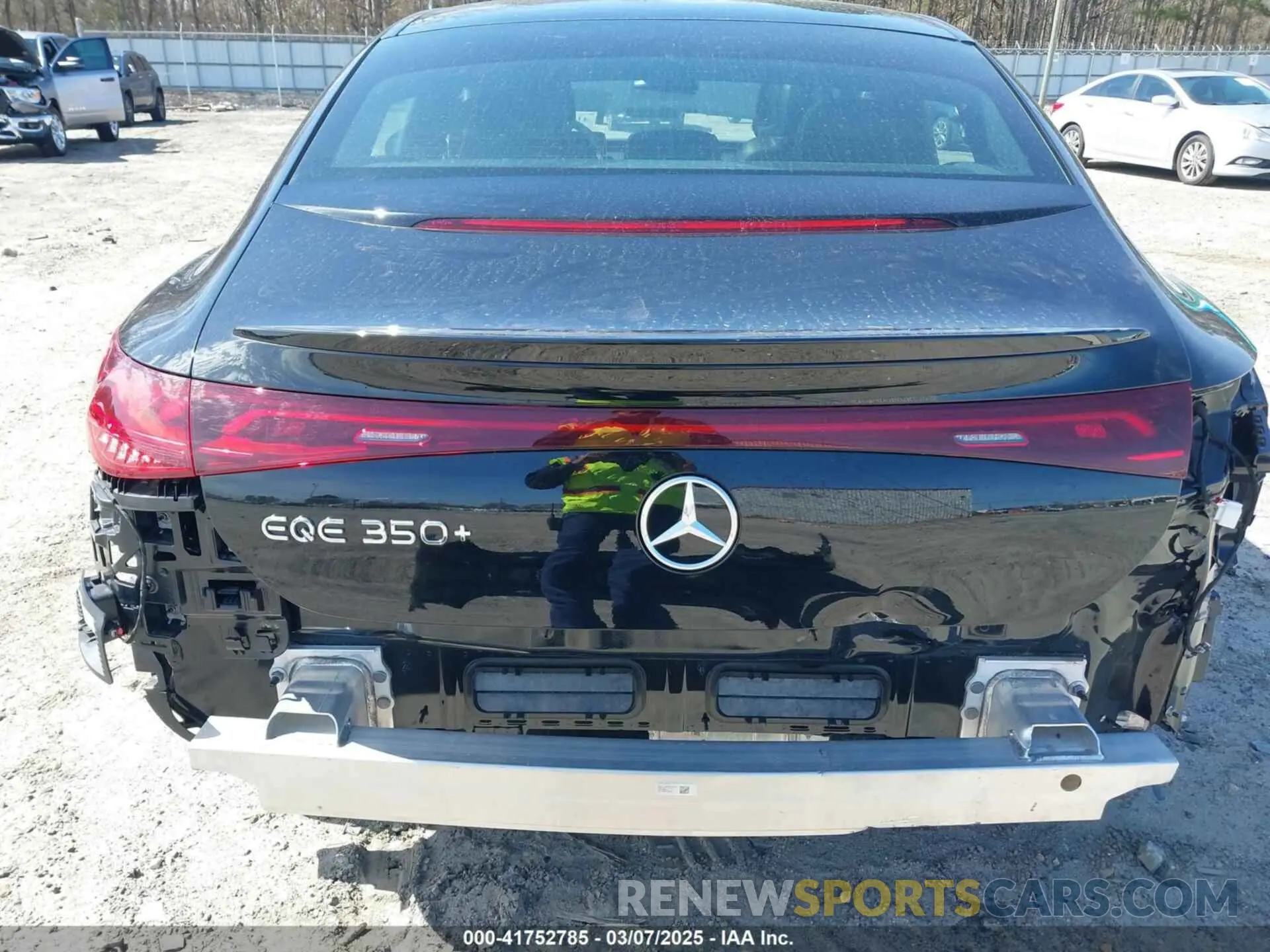 6 Photograph of a damaged car W1KEG2BB5RF042305 MERCEDES-BENZ EQE 350+ 2024