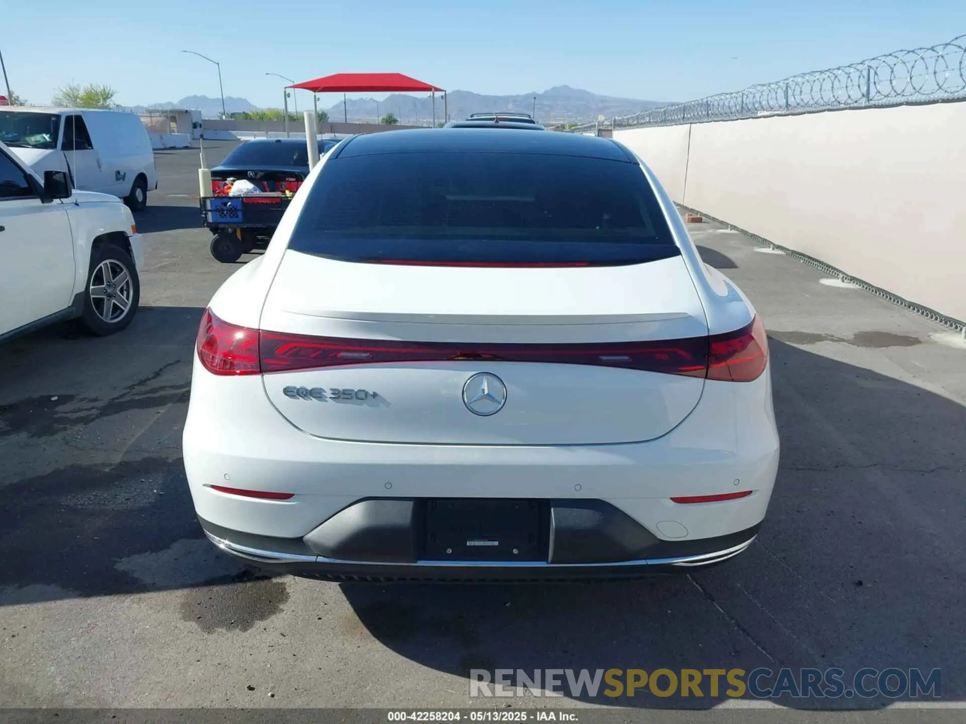 16 Photograph of a damaged car W1KEG2BB7RF060269 MERCEDES-BENZ EQE 350+ 2024
