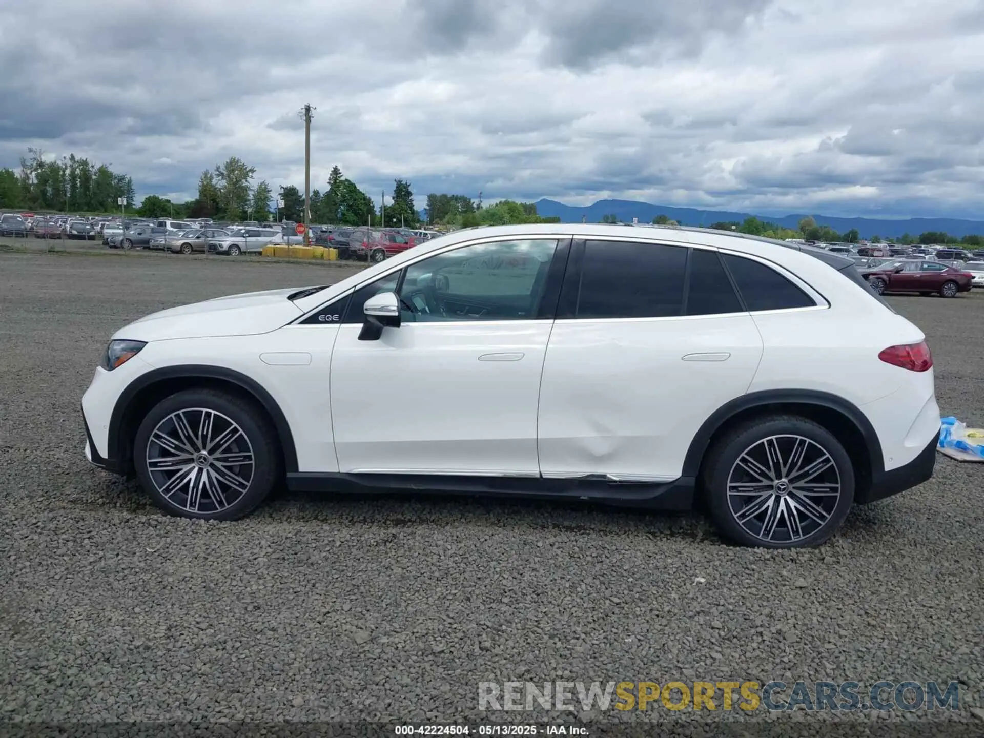 14 Photograph of a damaged car 4JGGM1CB7PA003578 MERCEDES-BENZ EQE 350 SUV 2023