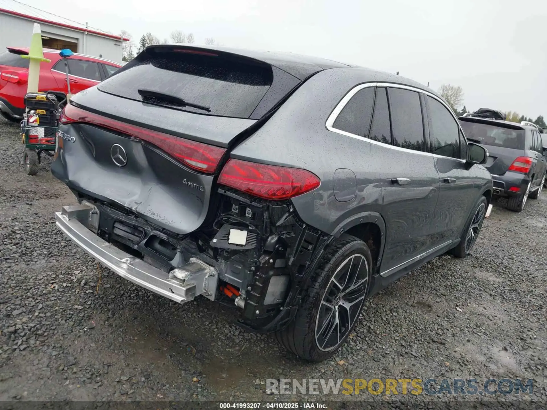 4 Photograph of a damaged car 4JGGM1CB7PA019795 MERCEDES-BENZ EQE 350 SUV 2023
