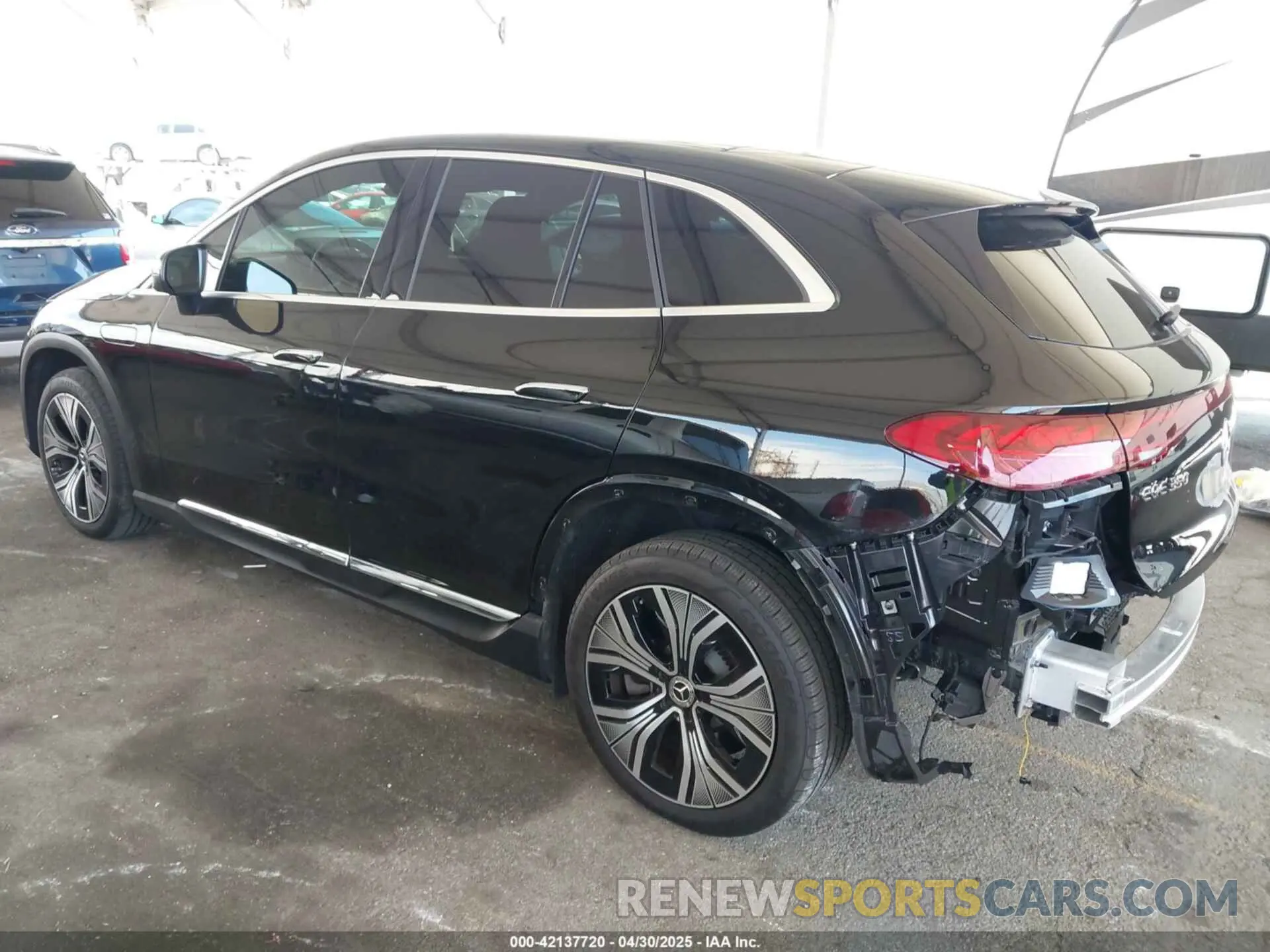 3 Photograph of a damaged car 4JGGM1CB7PA039514 MERCEDES-BENZ EQE 350 SUV 2023