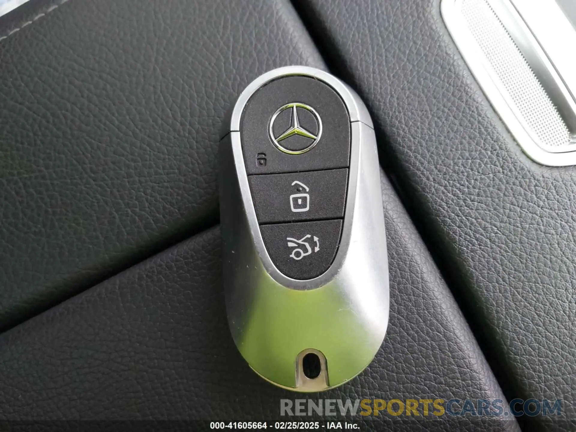 11 Photograph of a damaged car 4JGGM1CB8PA025265 MERCEDES-BENZ EQE 350 SUV 2023