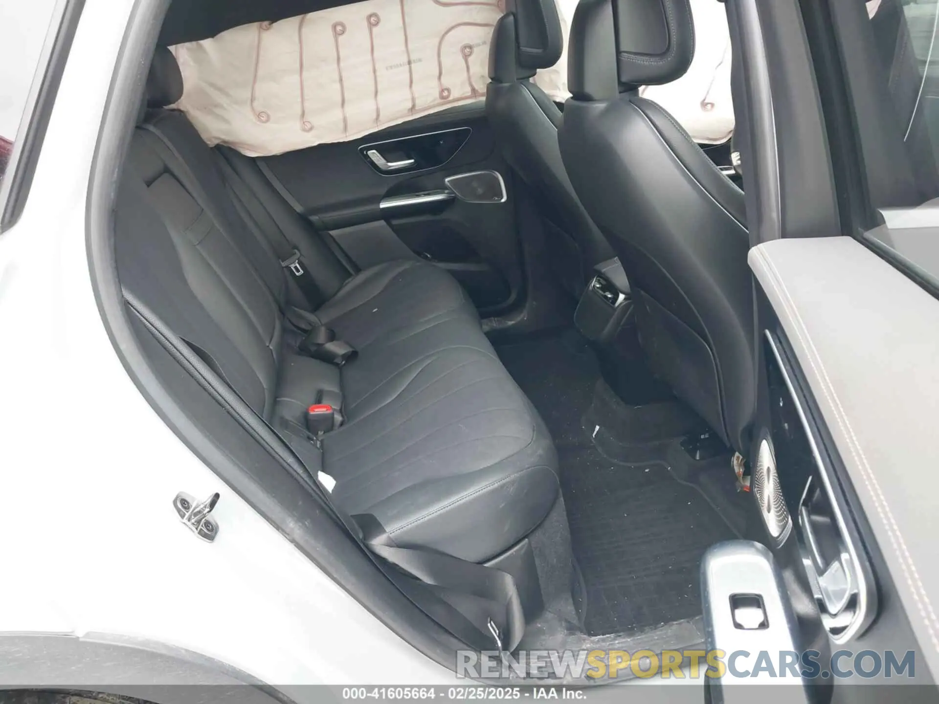 8 Photograph of a damaged car 4JGGM1CB8PA025265 MERCEDES-BENZ EQE 350 SUV 2023