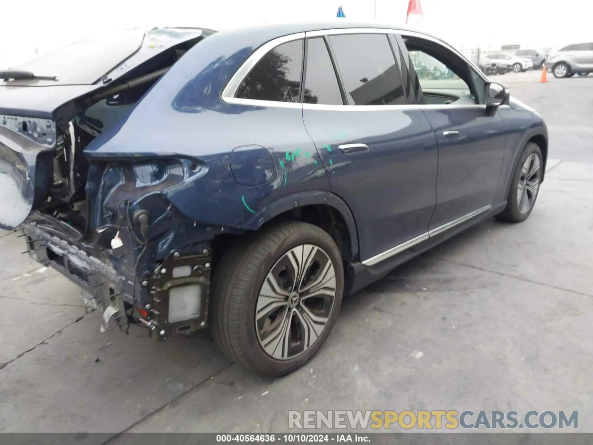 4 Photograph of a damaged car 4JGGM1CBXPA038874 MERCEDES-BENZ EQE 350 SUV 2023