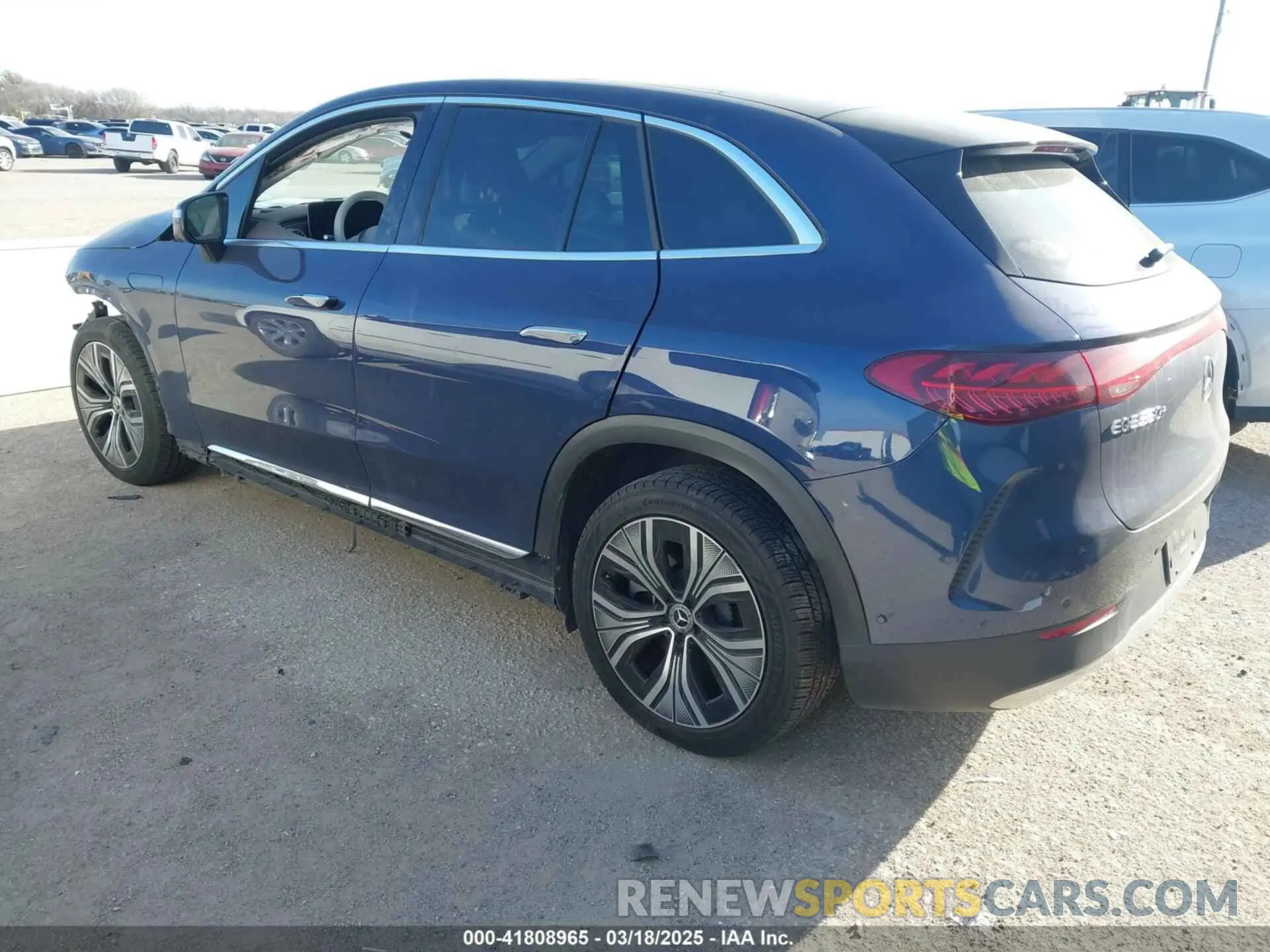 3 Photograph of a damaged car 4JGGM2BB5PA011153 MERCEDES-BENZ EQE 350+ SUV 2023