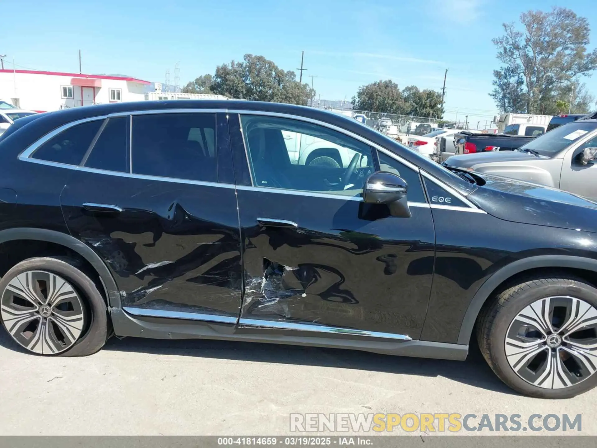 13 Photograph of a damaged car 4JGGM2BB9PA014606 MERCEDES-BENZ EQE 350+ SUV 2023