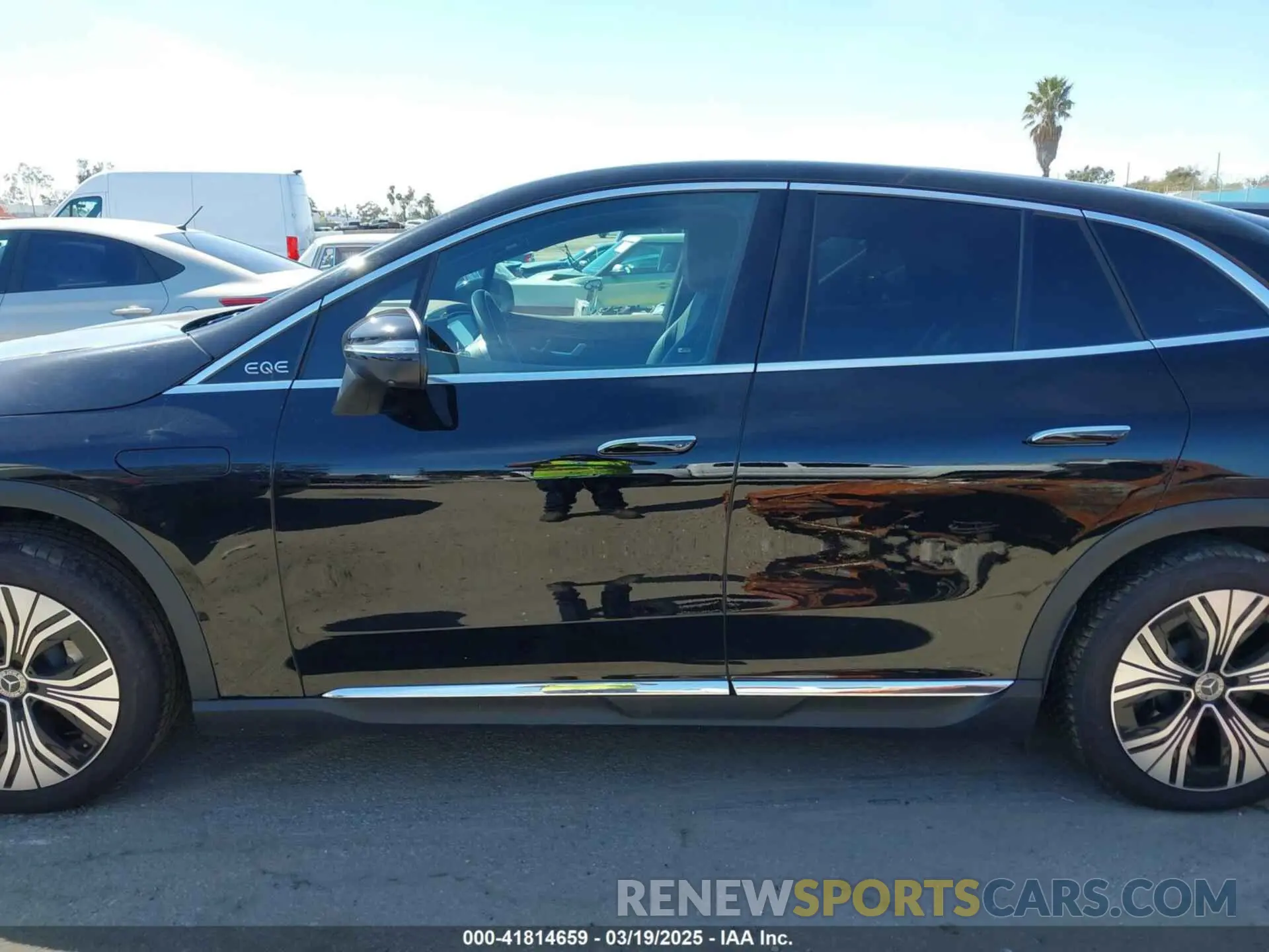 14 Photograph of a damaged car 4JGGM2BB9PA014606 MERCEDES-BENZ EQE 350+ SUV 2023