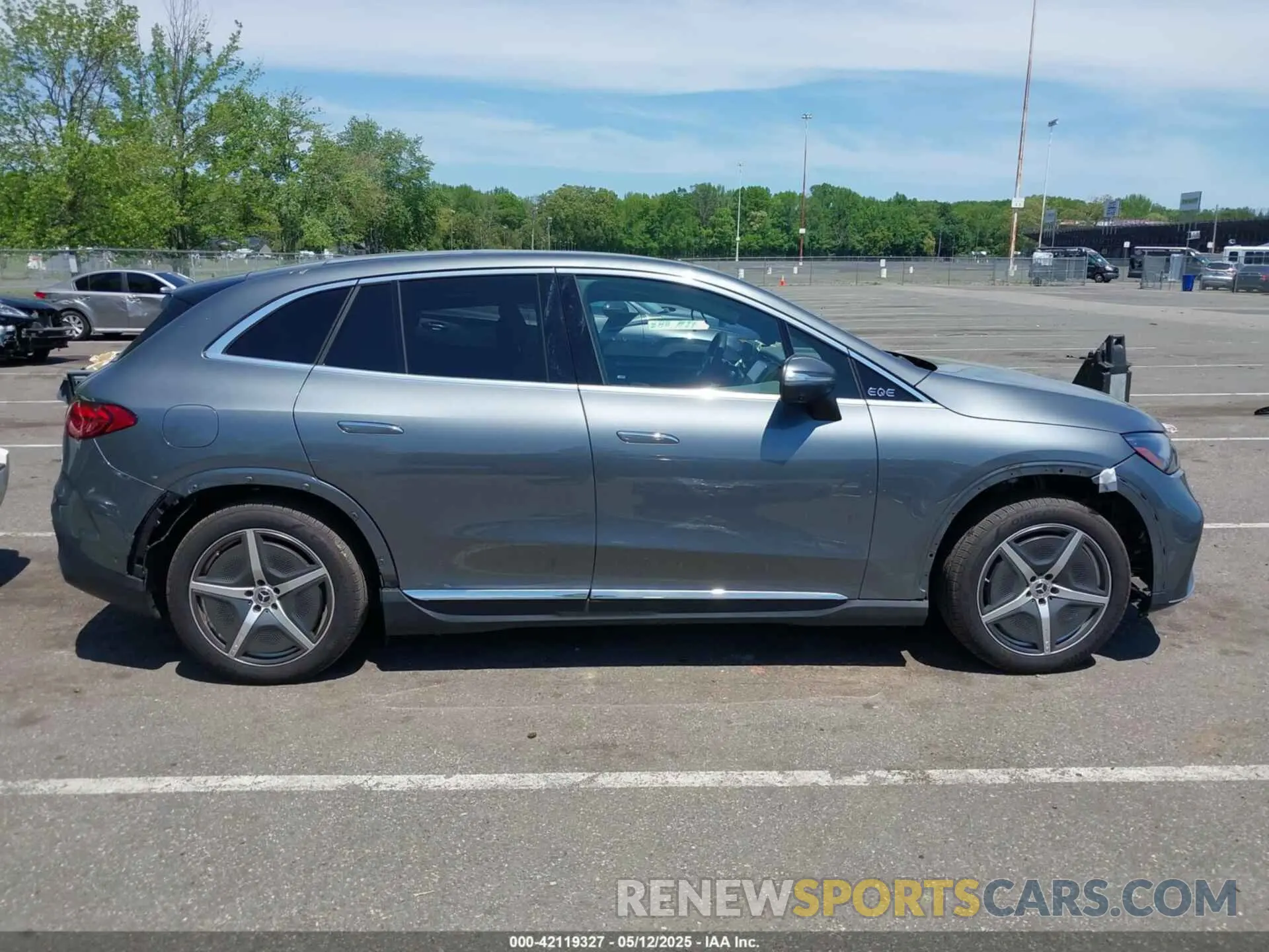 13 Photograph of a damaged car 4JGGM1CB6RA058722 MERCEDES-BENZ EQE 350 SUV 2024