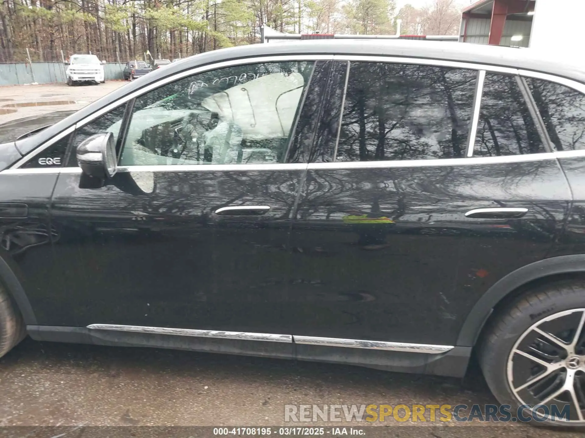 14 Photograph of a damaged car 4JGGM2BB8RA045638 MERCEDES-BENZ EQE 350+ SUV 2024