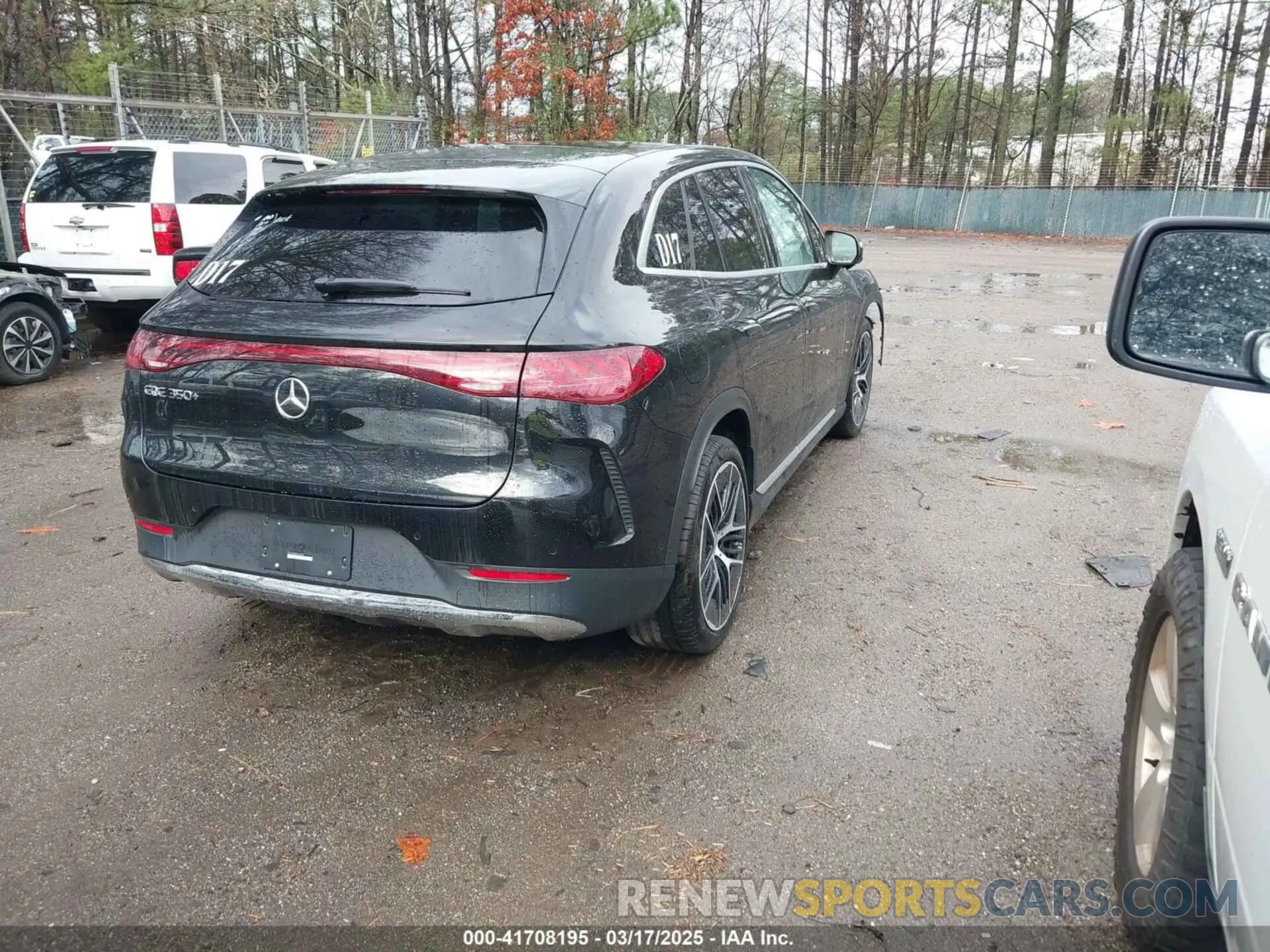 4 Photograph of a damaged car 4JGGM2BB8RA045638 MERCEDES-BENZ EQE 350+ SUV 2024