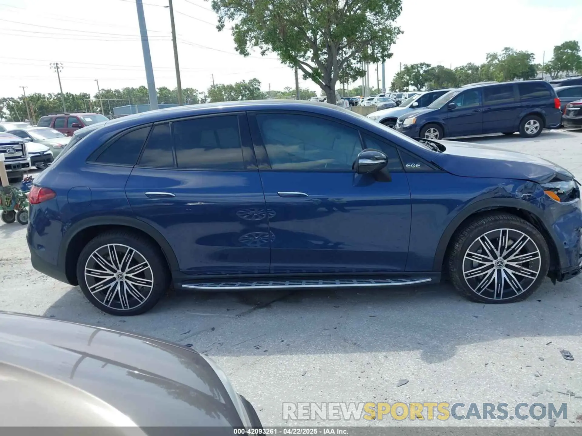 12 Photograph of a damaged car 4JGGM2BB9RA056373 MERCEDES-BENZ EQE 350+ SUV 2024