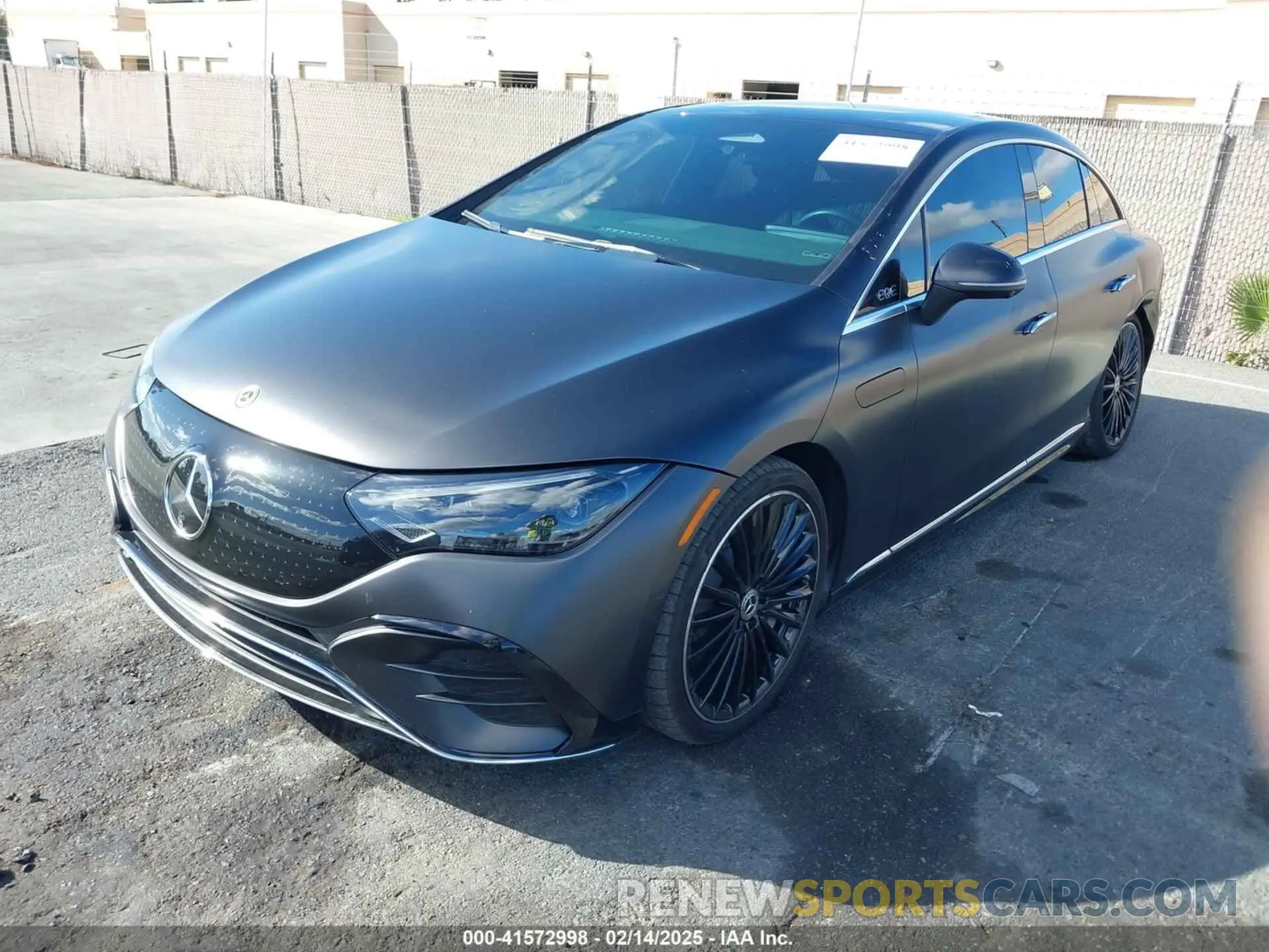 2 Photograph of a damaged car W1KEG2CB7PF036890 MERCEDES-BENZ EQE 500 2023