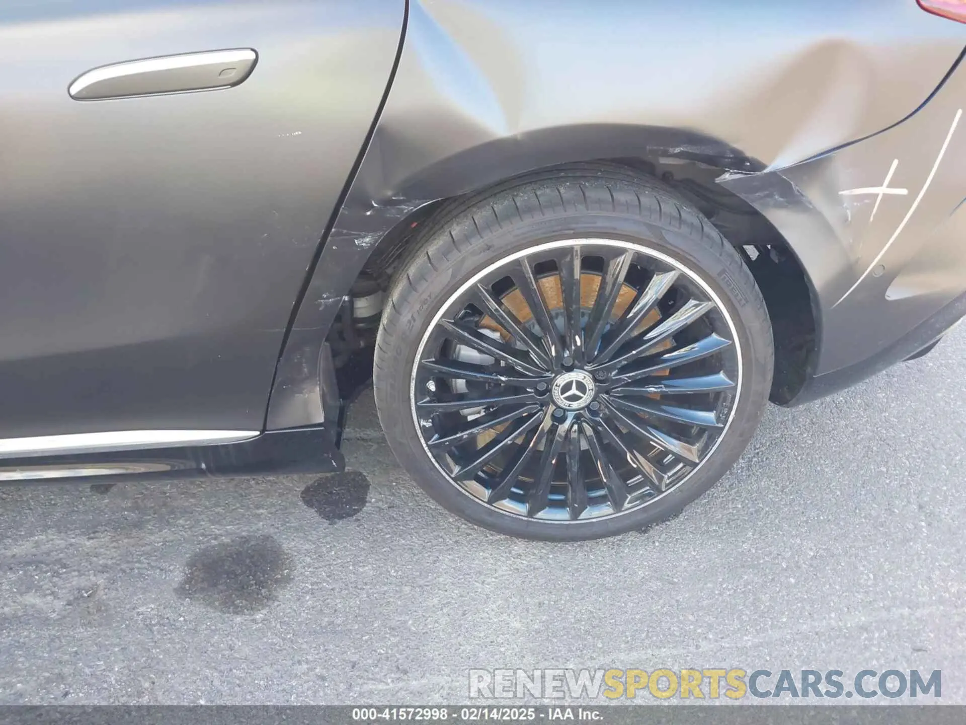 6 Photograph of a damaged car W1KEG2CB7PF036890 MERCEDES-BENZ EQE 500 2023
