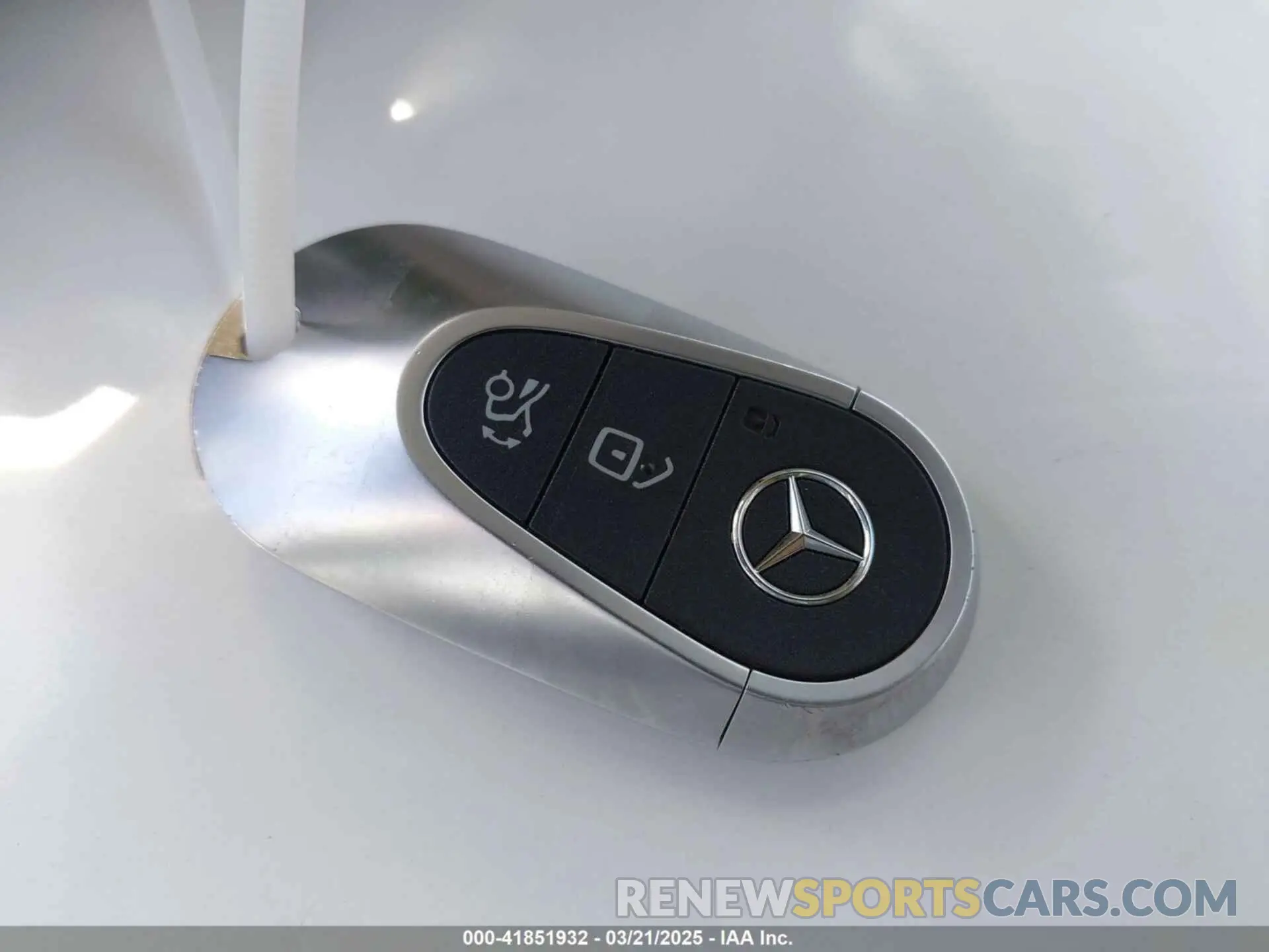 11 Photograph of a damaged car 4JGGM2CB3PA010906 MERCEDES-BENZ EQE 500 SUV 2023