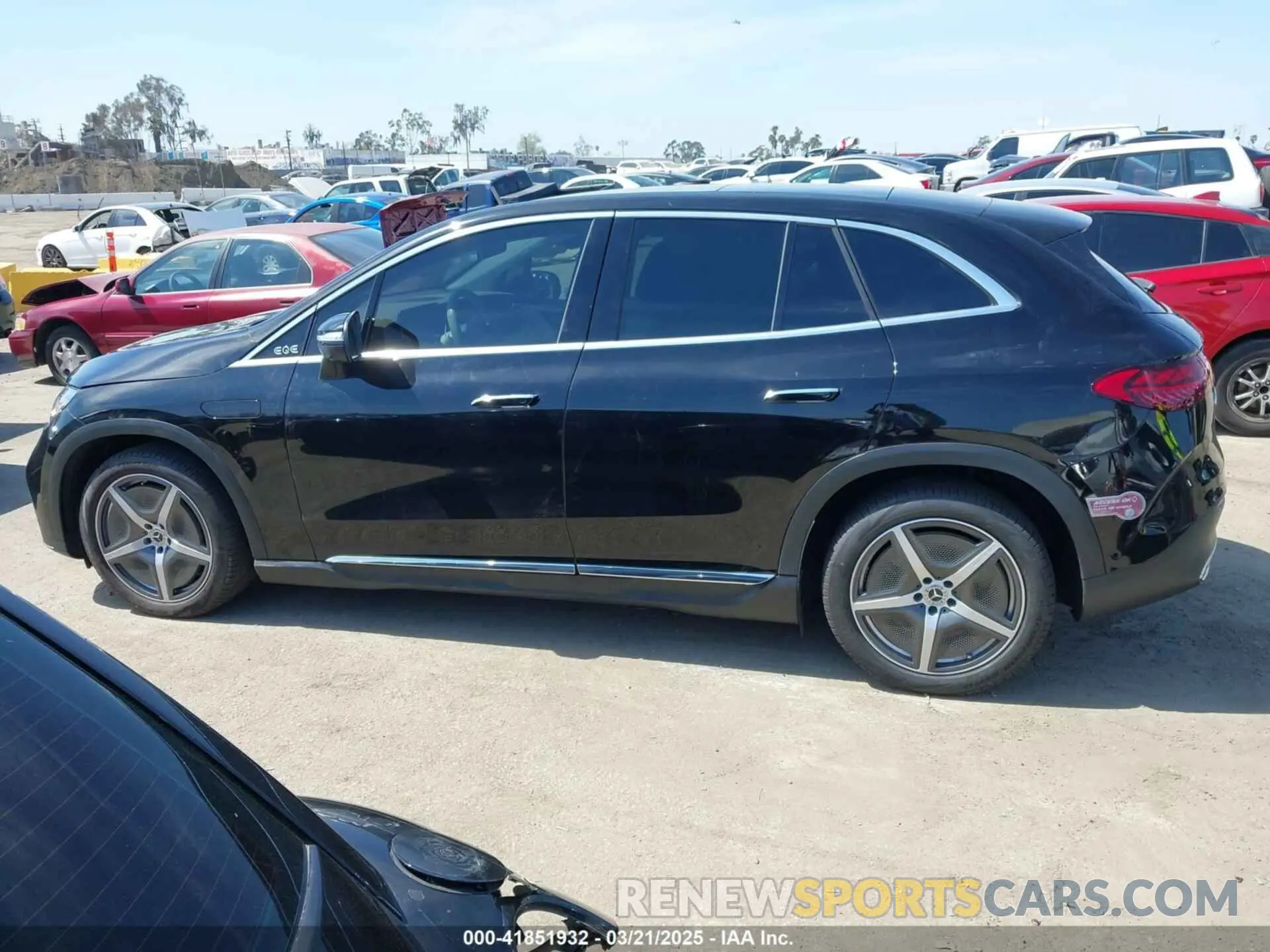 15 Photograph of a damaged car 4JGGM2CB3PA010906 MERCEDES-BENZ EQE 500 SUV 2023