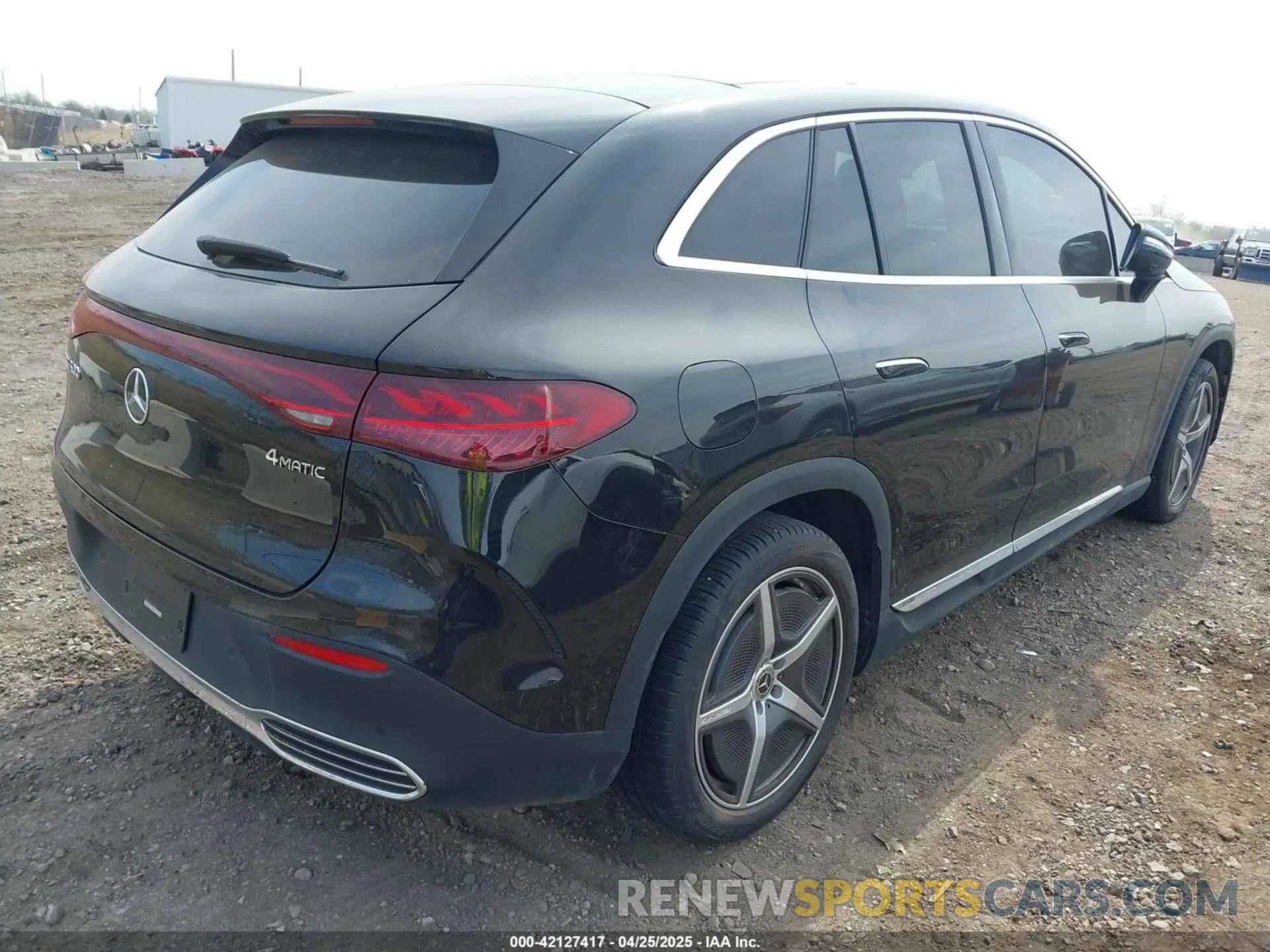 4 Photograph of a damaged car 4JGGM2CB3PA039628 MERCEDES-BENZ EQE 500 SUV 2023