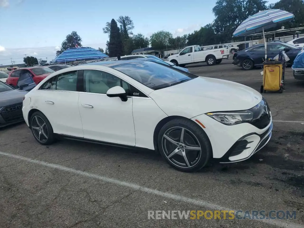 4 Photograph of a damaged car W1KEG2BB2PF014099 MERCEDES-BENZ EQE SEDAN 2023
