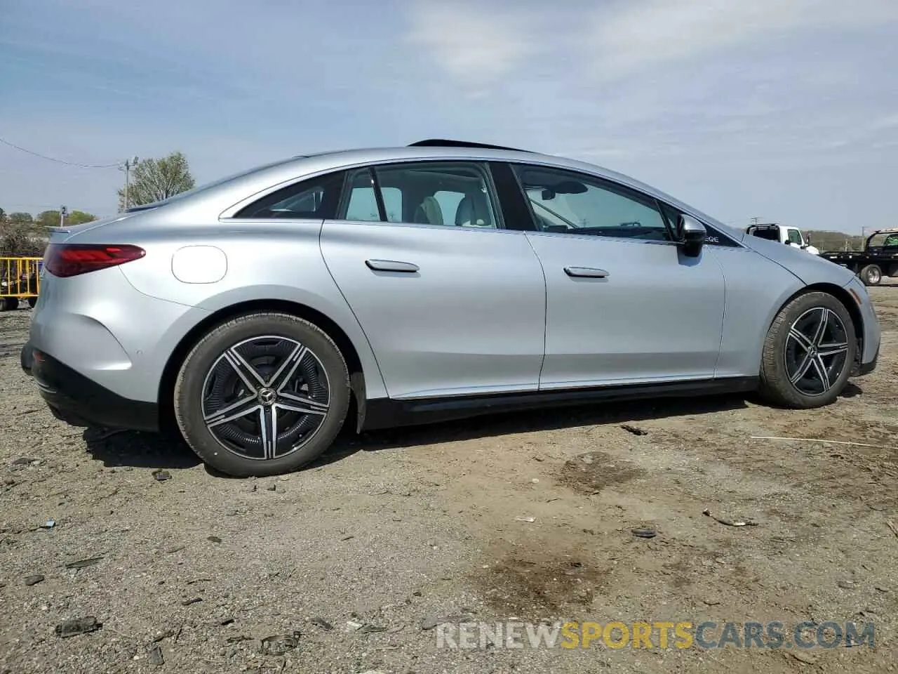 3 Photograph of a damaged car W1KEG2CBXPF031697 MERCEDES-BENZ EQE SEDAN 2023