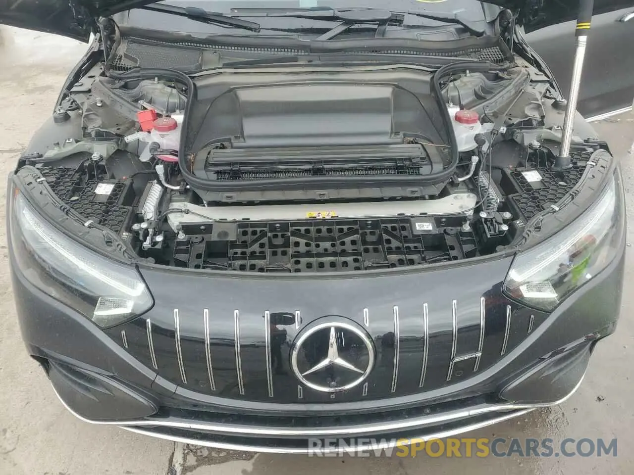 11 Photograph of a damaged car W1KEG5DBXPF015631 MERCEDES-BENZ EQE SEDAN 2023