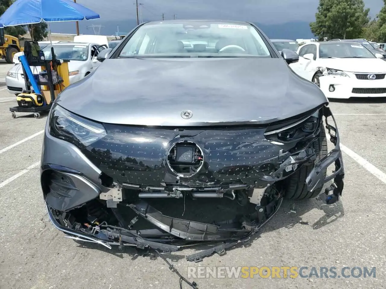 5 Photograph of a damaged car W1KEG2BB7RF041916 MERCEDES-BENZ EQE SEDAN 2024