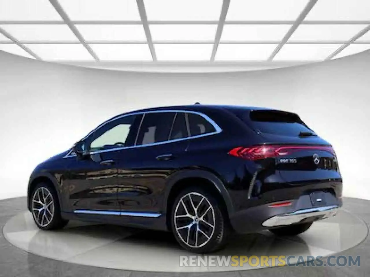 4 Photograph of a damaged car 4JGGM1CB6PA011XXX MERCEDES-BENZ EQE SUV 35 2023