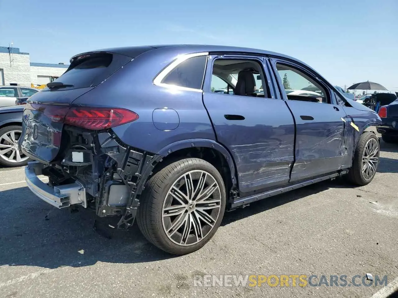 3 Photograph of a damaged car 4JGGM1CB6PA025927 MERCEDES-BENZ EQE SUV 35 2023