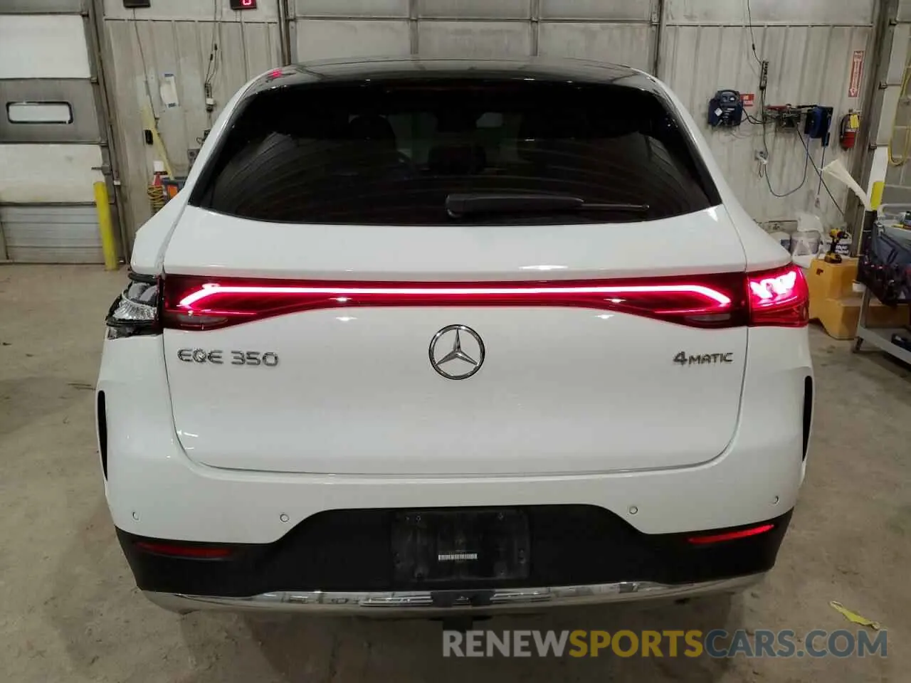 6 Photograph of a damaged car 4JGGM1CBXPA012887 MERCEDES-BENZ EQE SUV 35 2023
