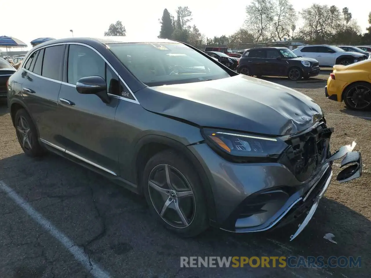 4 Photograph of a damaged car 4JGGM2BB9PA014119 MERCEDES-BENZ EQE SUV 35 2023