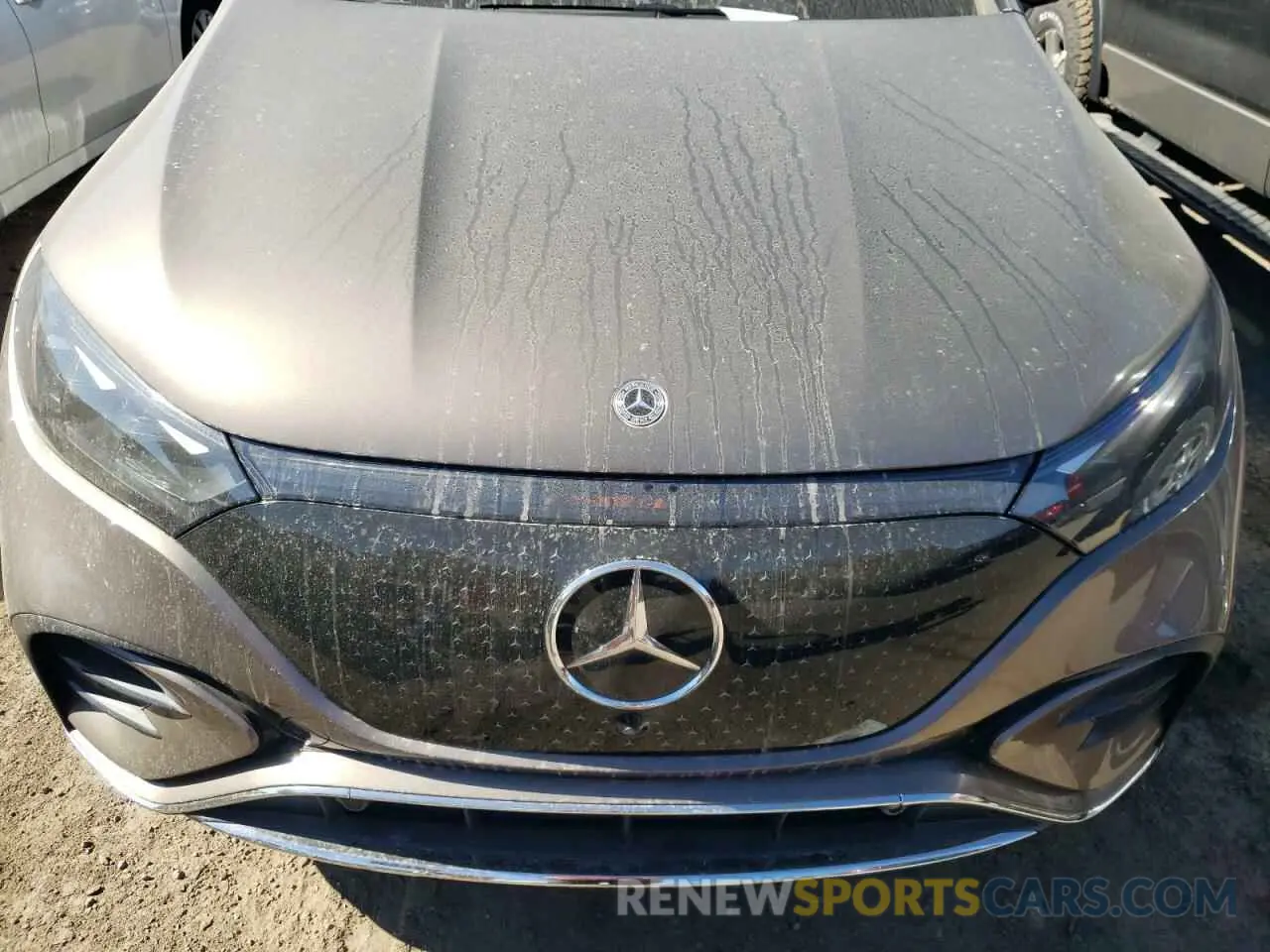 11 Photograph of a damaged car 4JGGM1CB3RA045264 MERCEDES-BENZ EQE SUV 35 2024