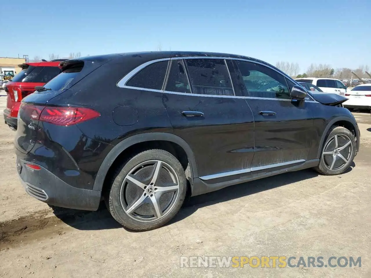3 Photograph of a damaged car 4JGGM2CB1PA030538 MERCEDES-BENZ EQE SUV 50 2023