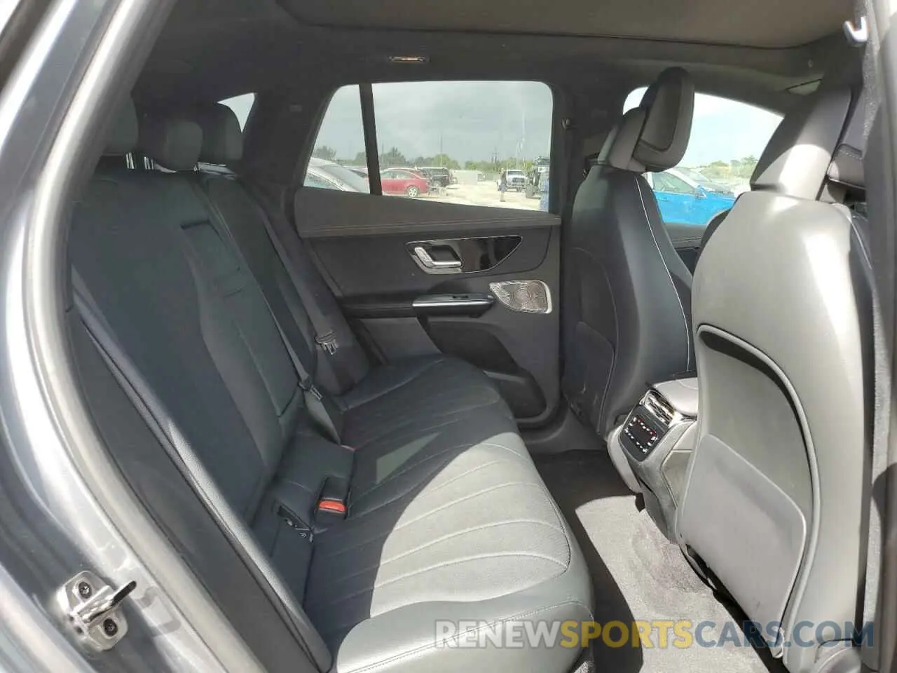 11 Photograph of a damaged car 4JGGM2CB5PA020725 MERCEDES-BENZ EQE SUV 50 2023