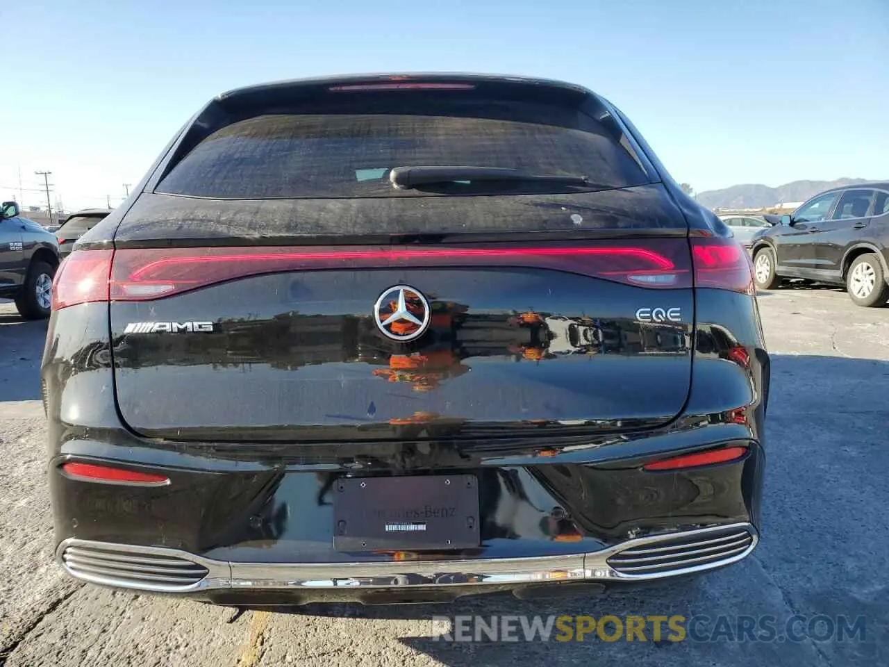 6 Photograph of a damaged car 4JGGM5DB3RA002386 MERCEDES-BENZ EQE SUV AM 2024