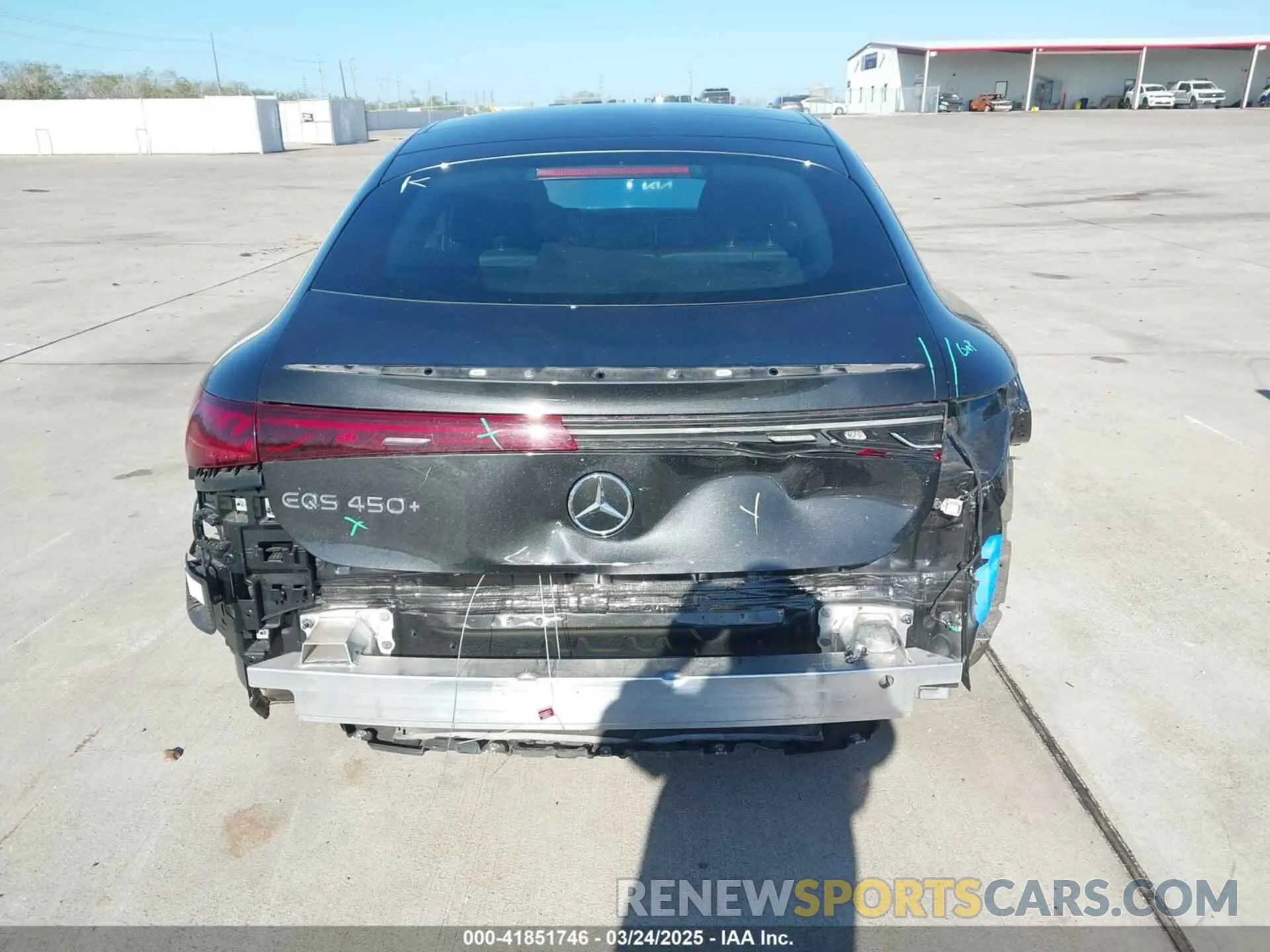 6 Photograph of a damaged car W1KCG2DB0NA003195 MERCEDES-BENZ EQS 450 2022