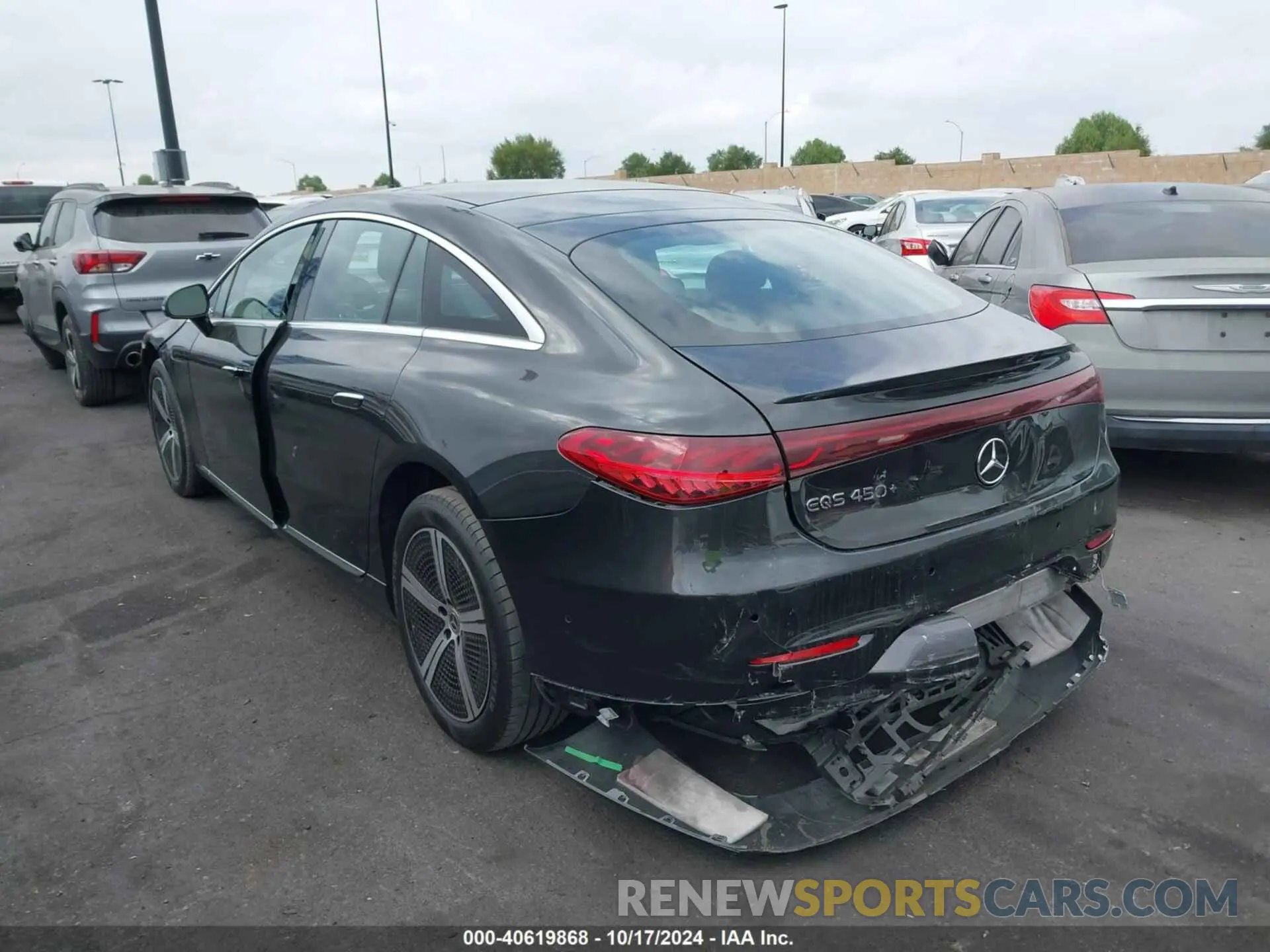 14 Photograph of a damaged car W1KCG2DB6PA024054 MERCEDES-BENZ EQS 450+ 2023