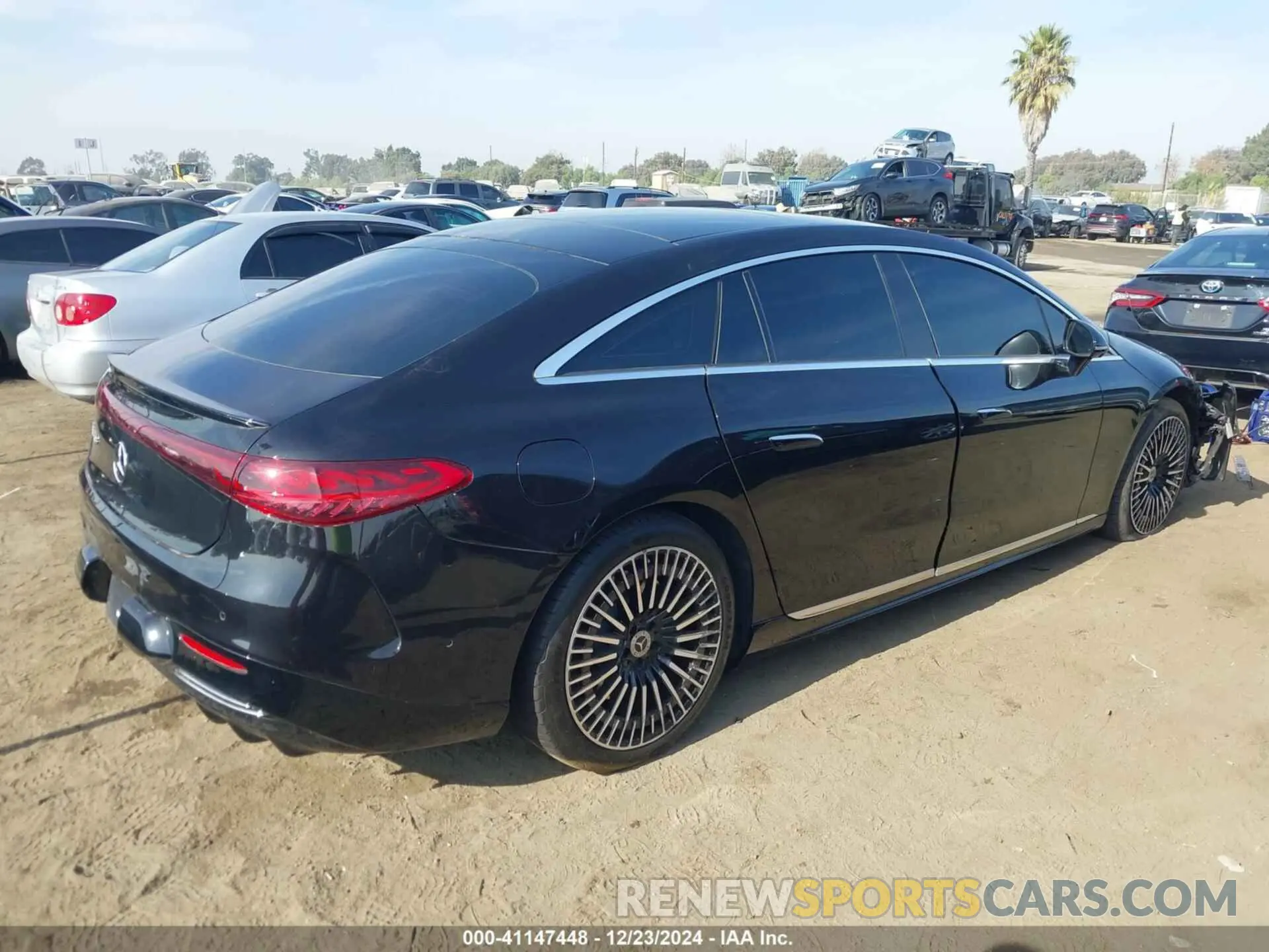 4 Photograph of a damaged car W1KCG2DBXPA033968 MERCEDES-BENZ EQS 450+ SEDAN 2023