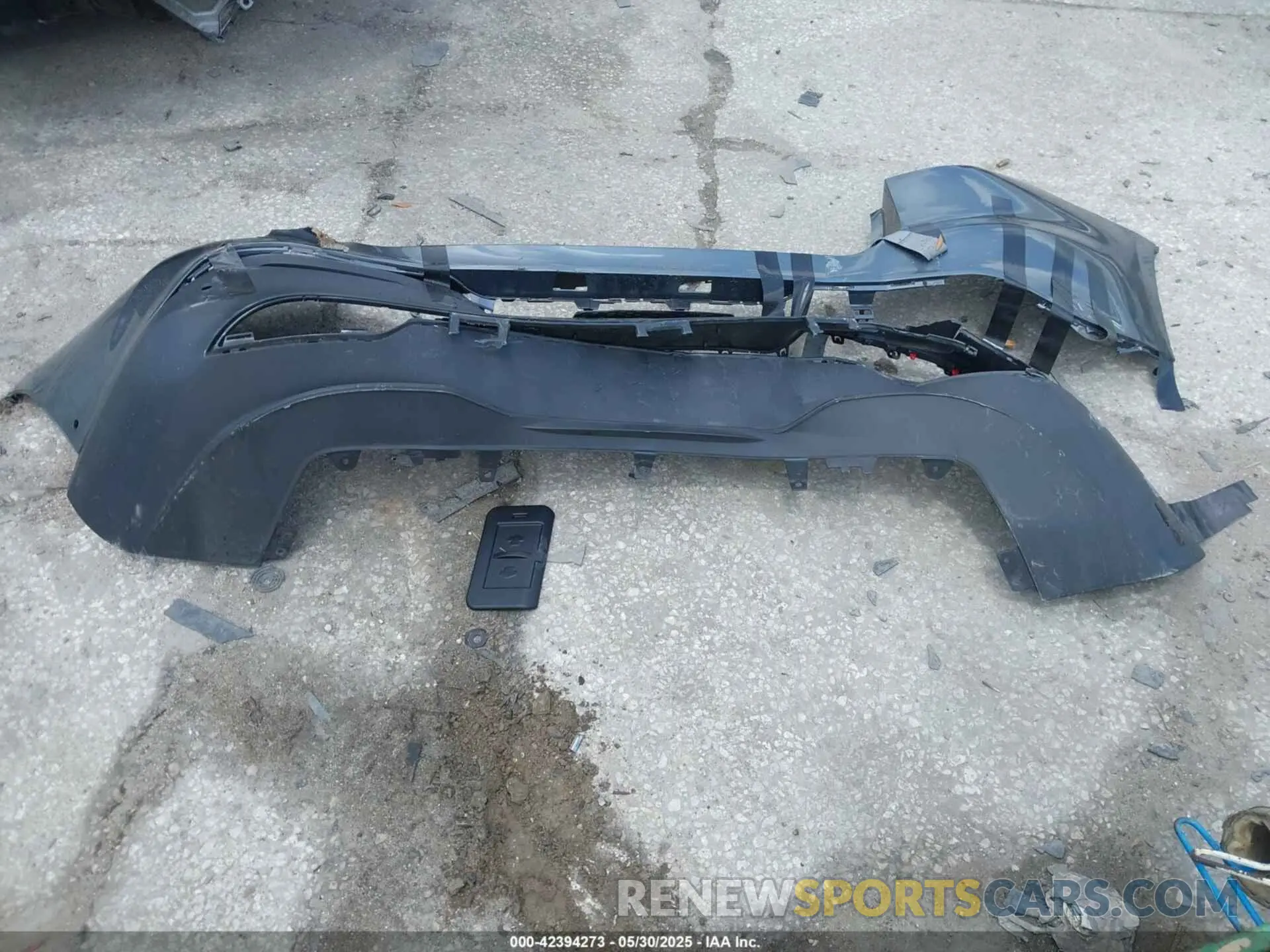 12 Photograph of a damaged car 4JGDM2DB6PA017723 MERCEDES-BENZ EQS 450+ SUV 2023